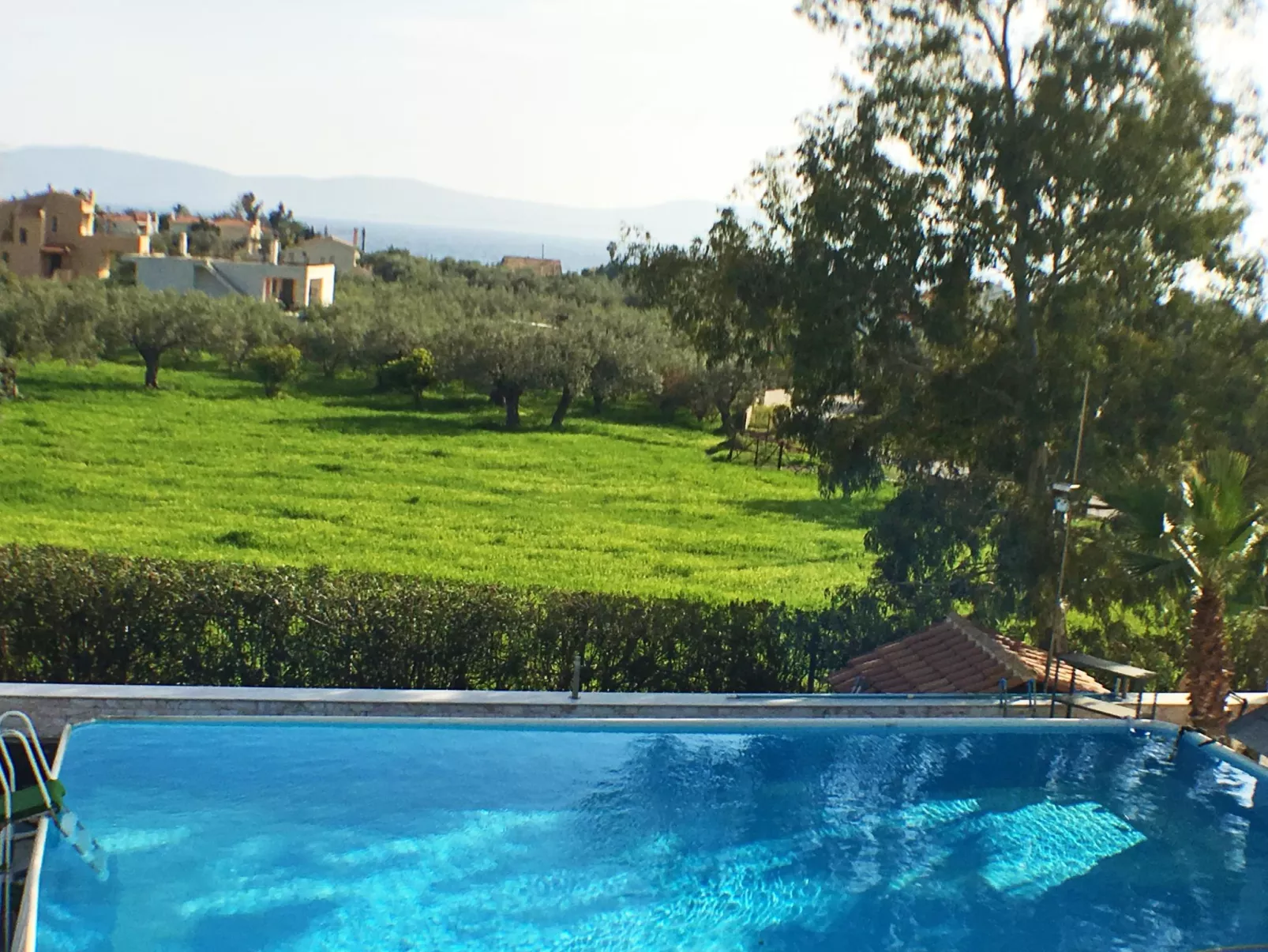 In Ermioni mit gemeinschaftlichem Pool, Grill und Terrasse