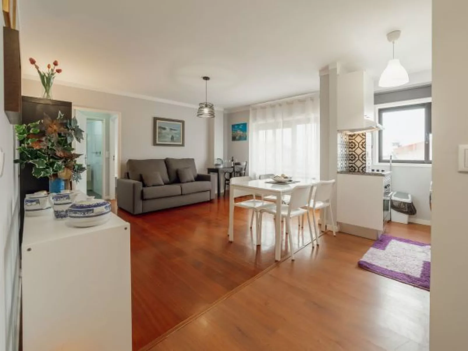 ESPINHO SEAWALK AND SEAVIEW by VACATIONY