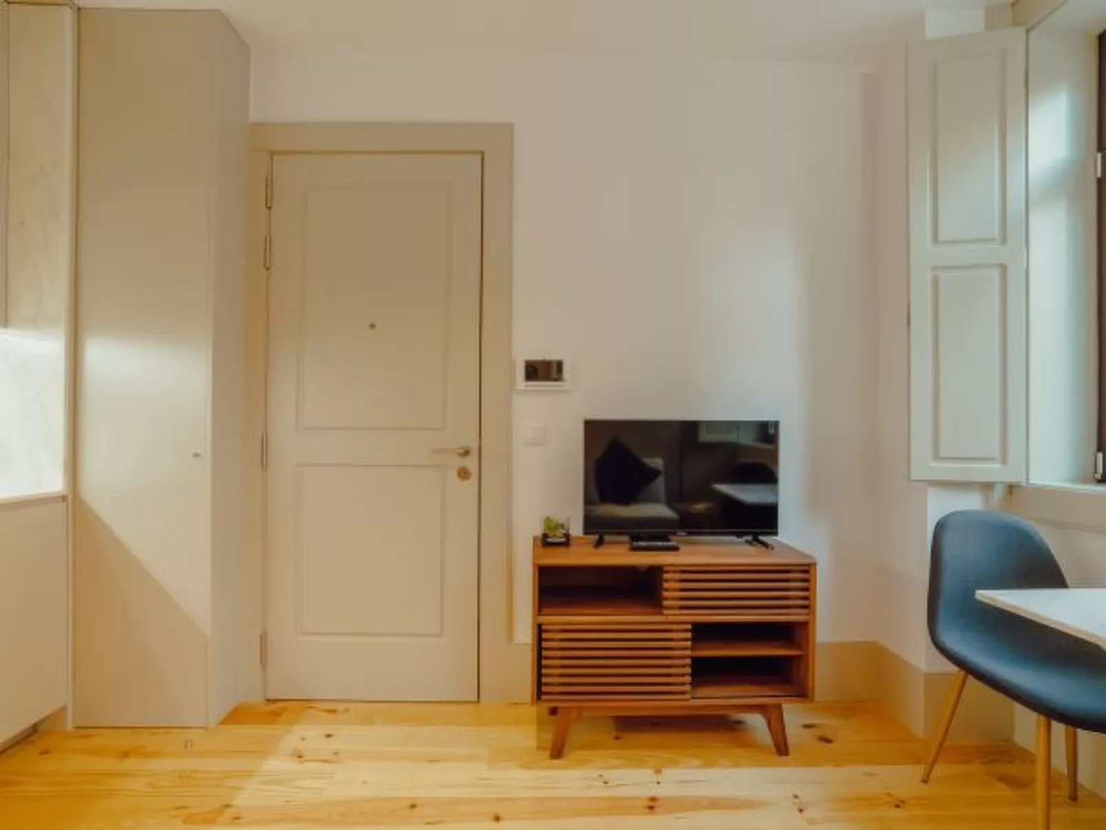 LEGACY OPORTO DESIGN APARTMENT A by VACATIONY