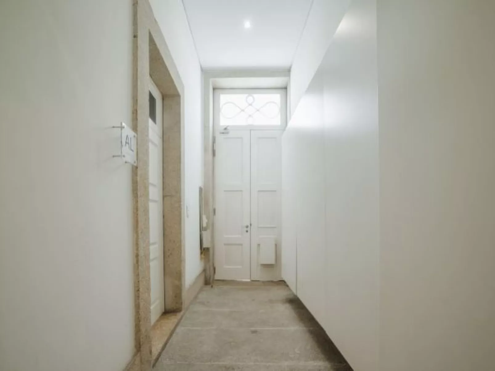 HISTORIC & BRIGHT BOLHAO MEZZANINE by VACATIONY