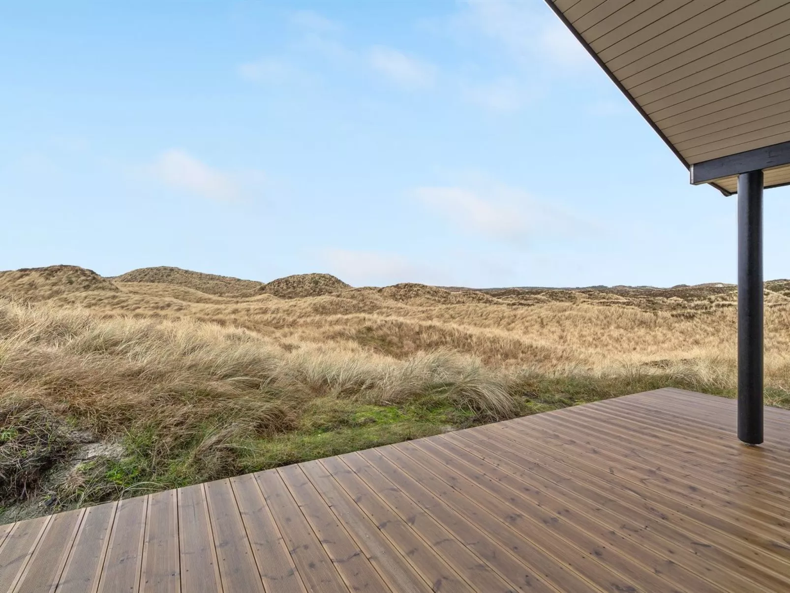 "Marjorie" - 400m from the sea