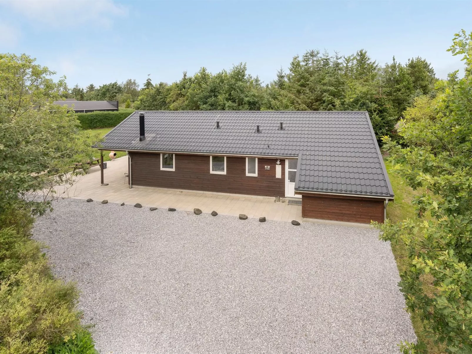 "Alvi" - 400m to the fjord