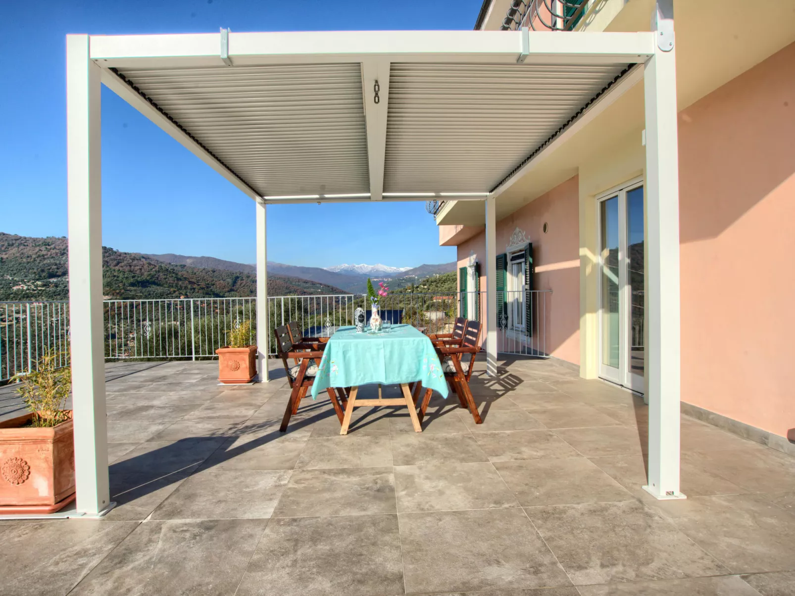 Coty (IMP522) - Buiten