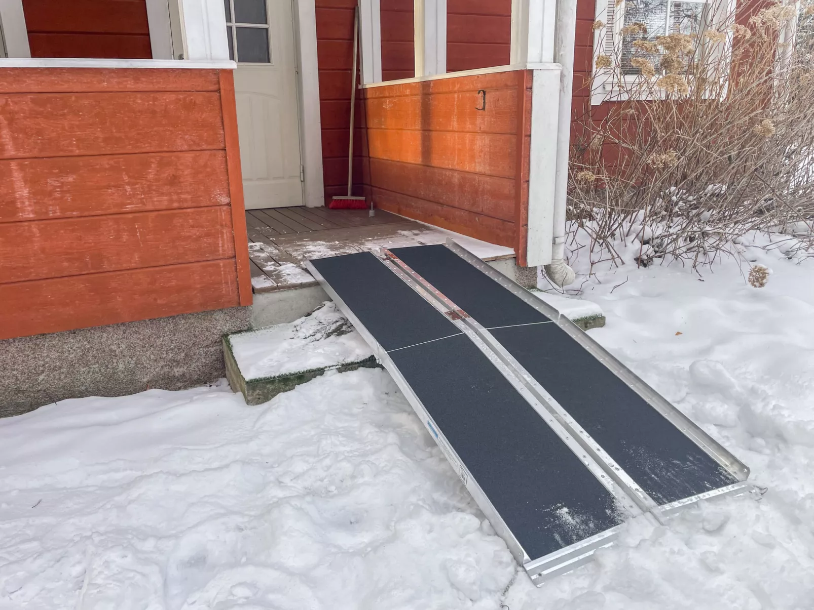 Lauttavalkama - Binnen