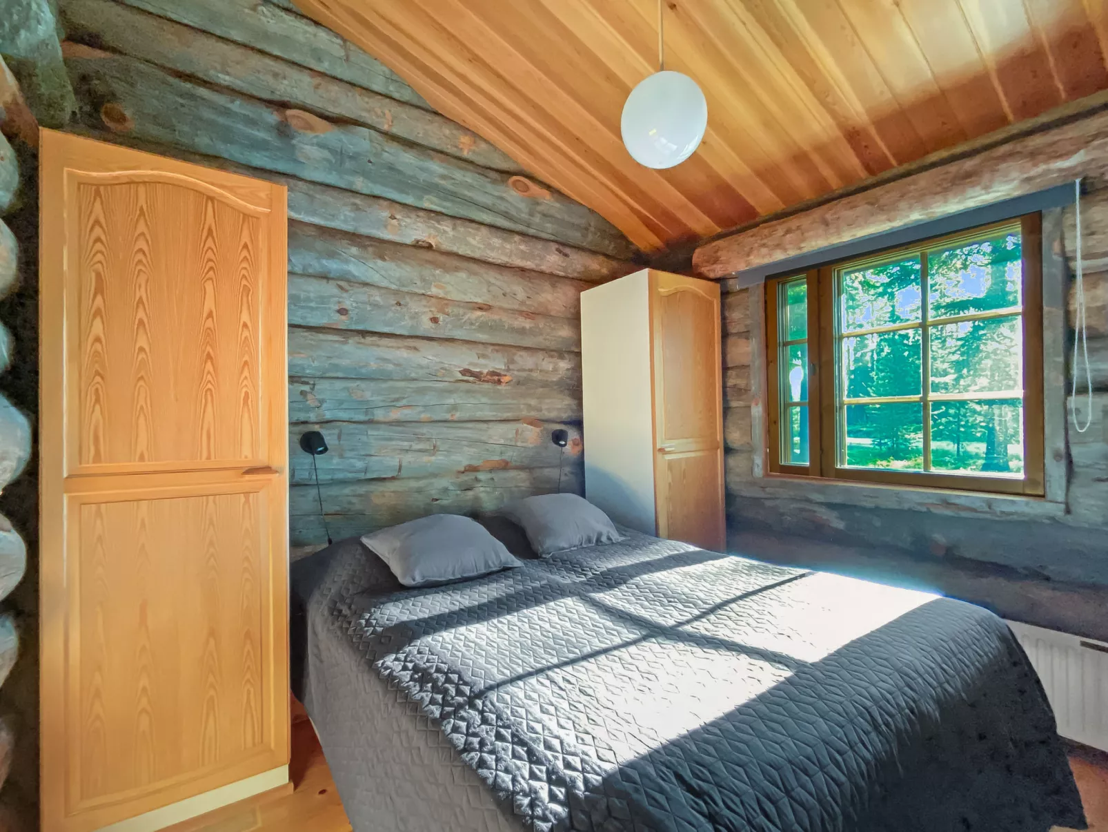 Kuusi-ruka 6 - Binnen