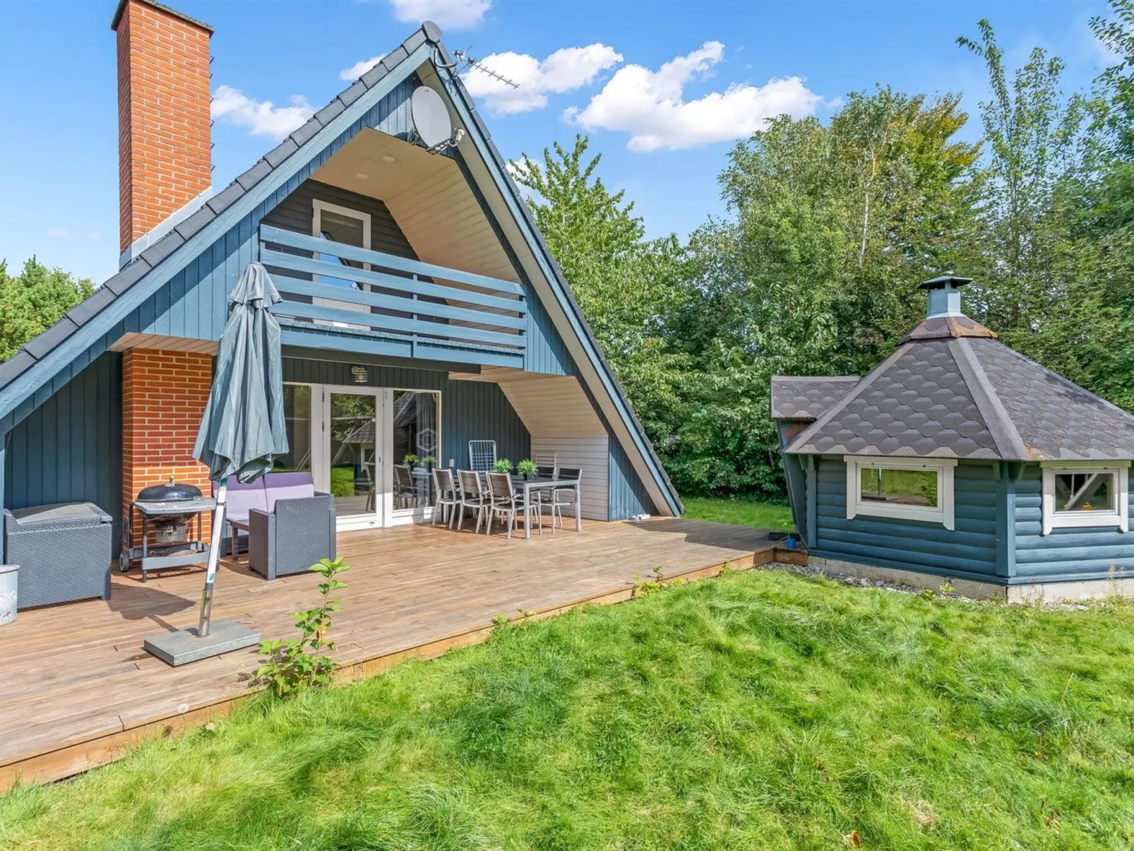 "Hannele" - 10km from the sea