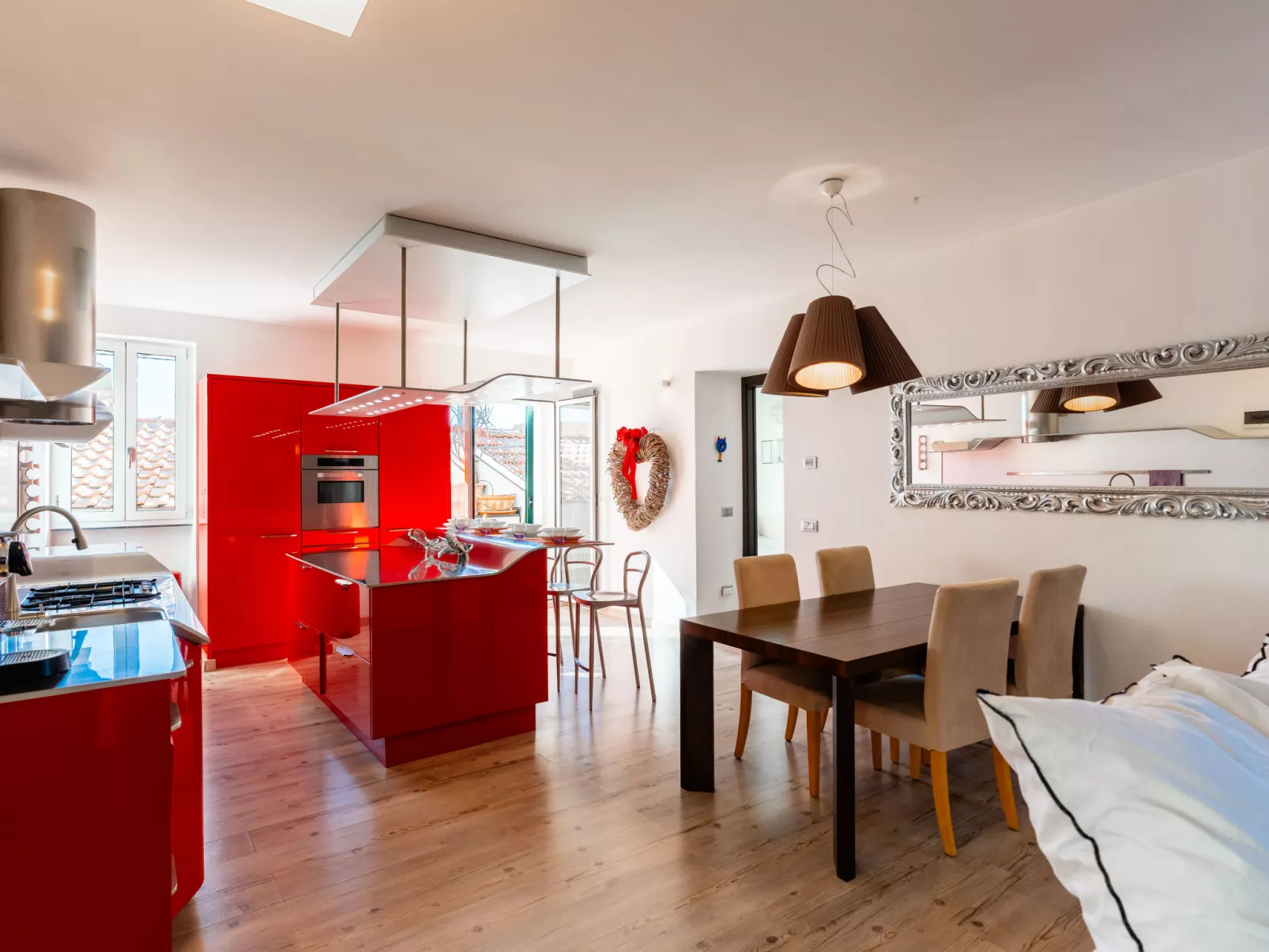 Terrazza con glicine - Binnen