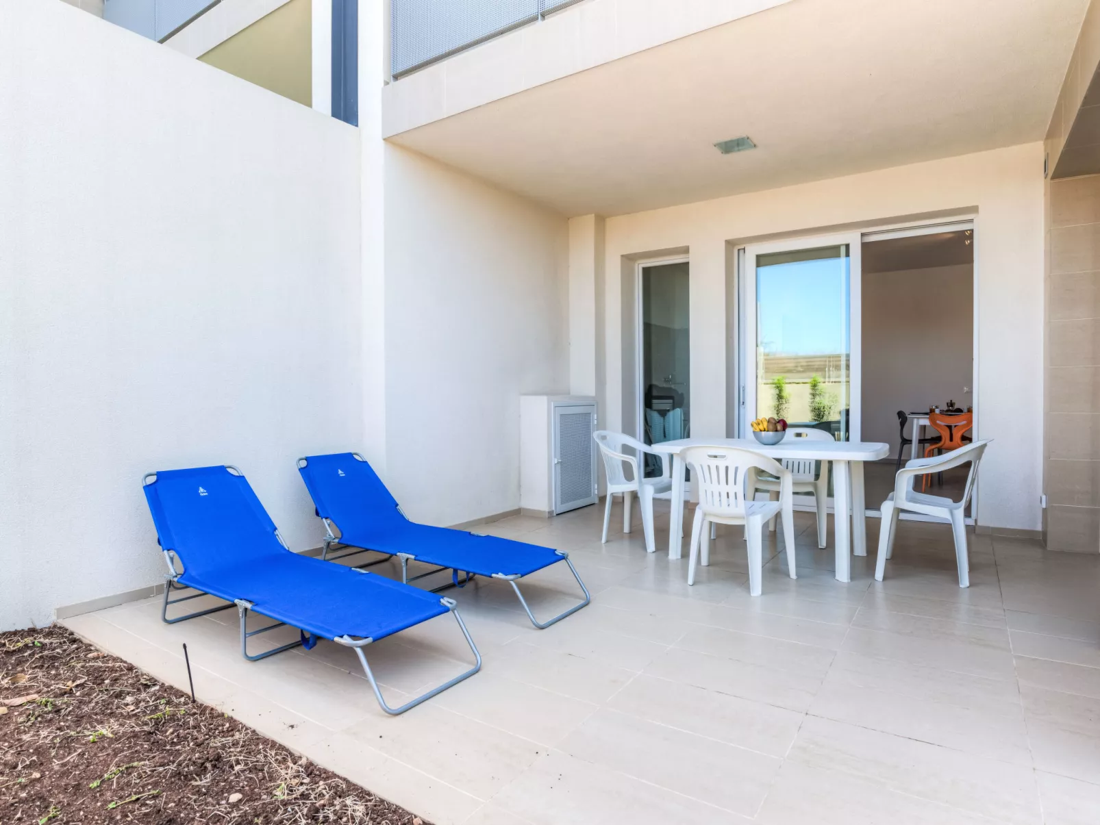 Appartamento con 2 camere al piano terra - Binnen