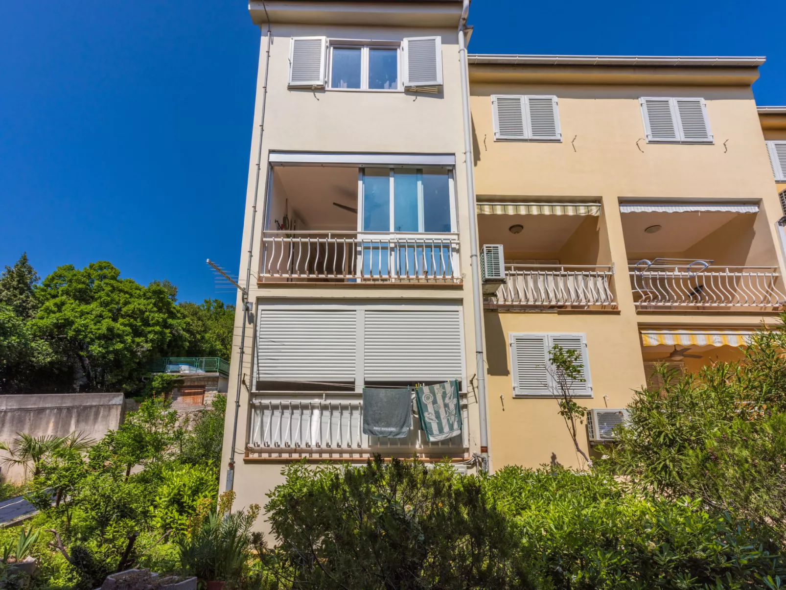 Vema 2 / HR-10913-01