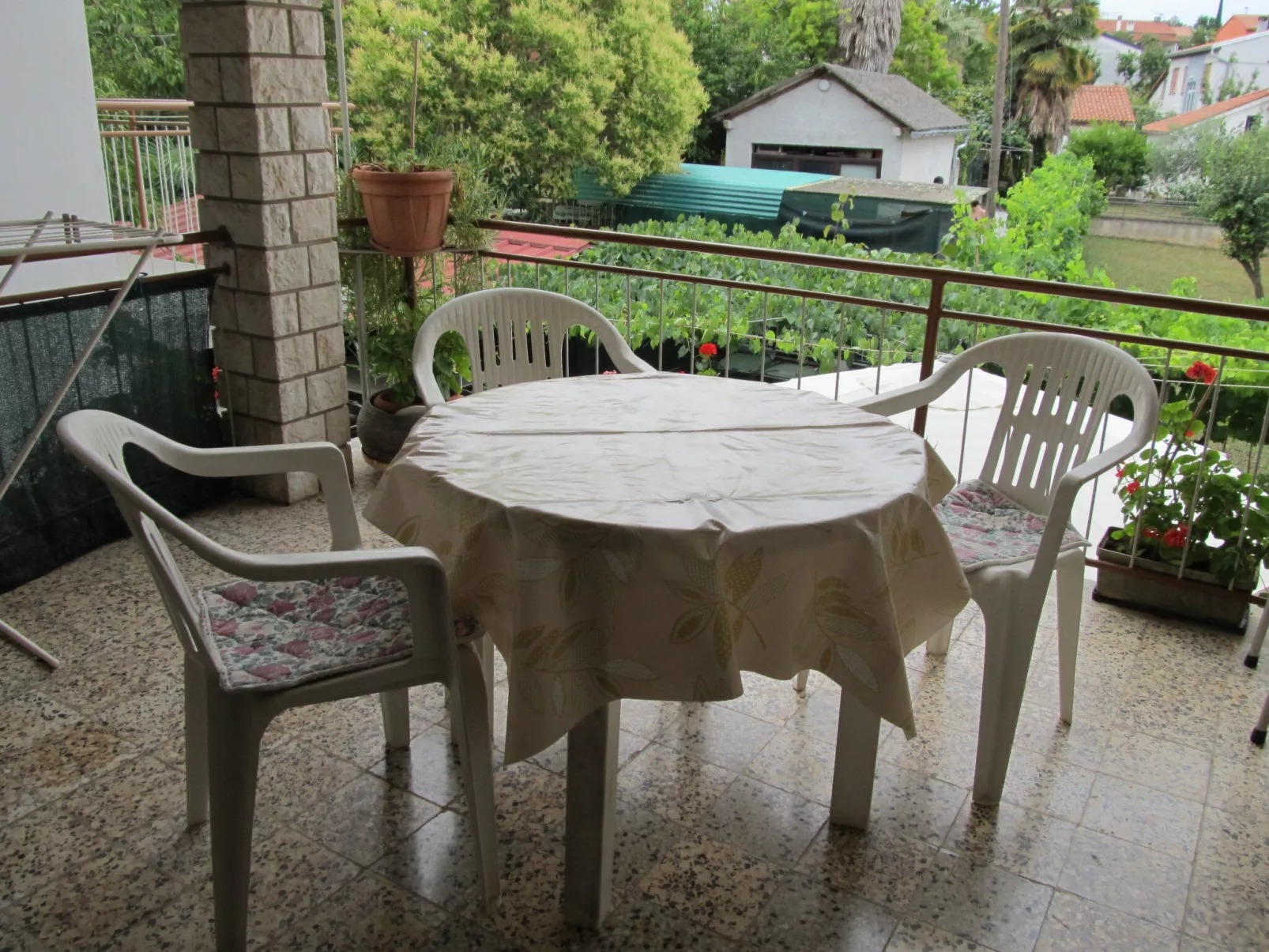 Vintage Apartment A2 Fragola / HR-11059-02