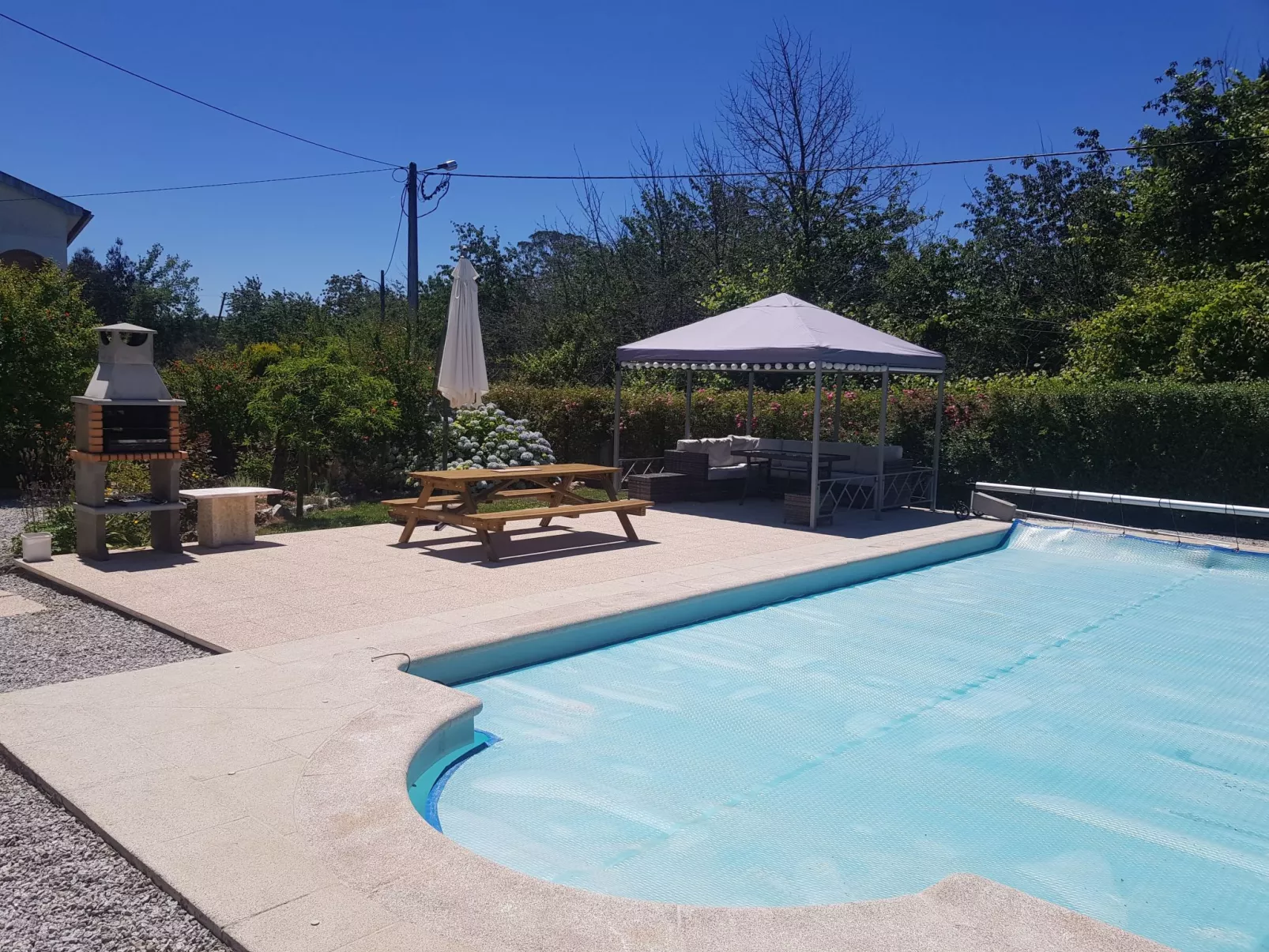2-Zimmer-Wohnung beheizter Pool - Buiten