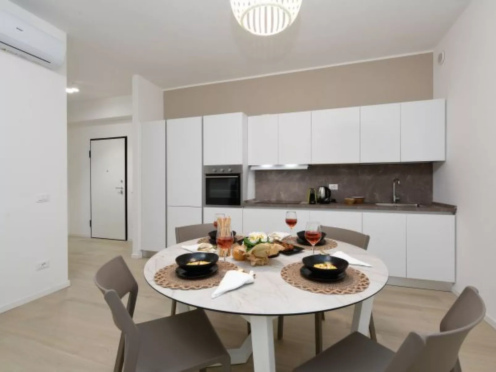 DesenzanoLoft Elegance