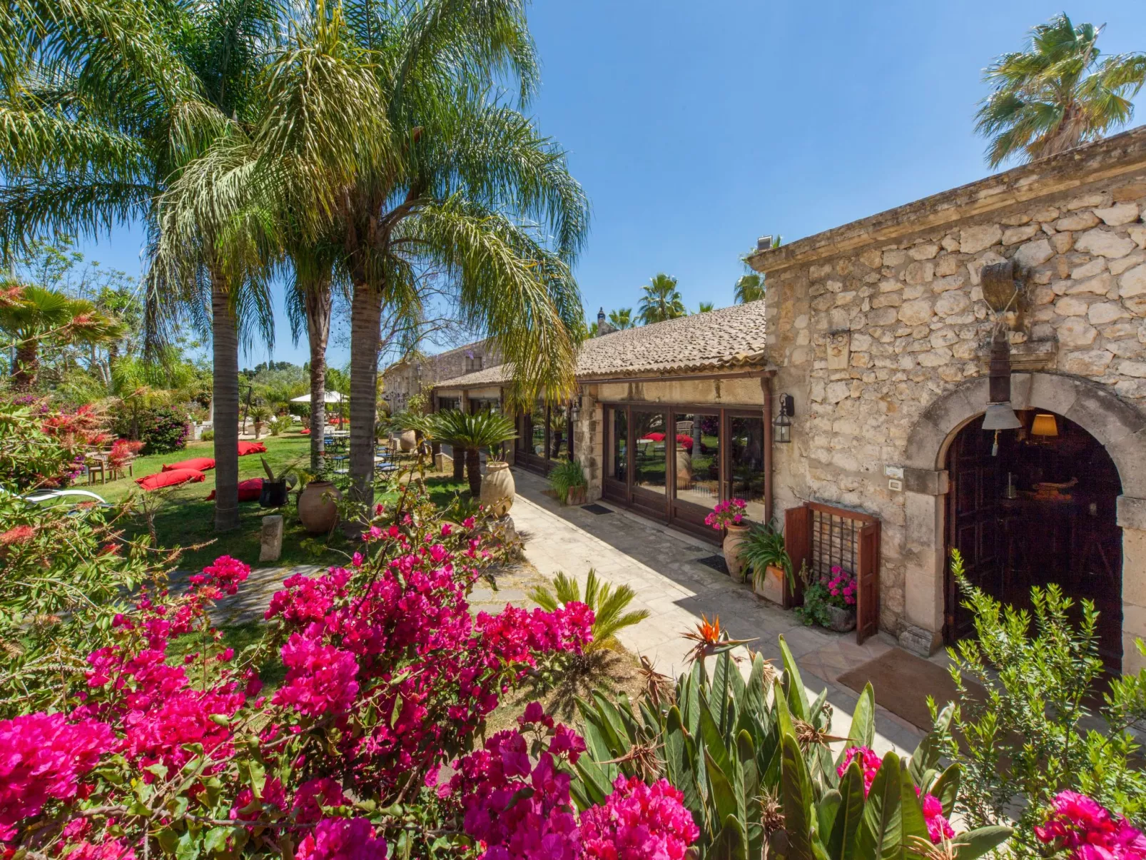 Villa dei Papiri - Exklusives Zimmer mit möbliertem Garten