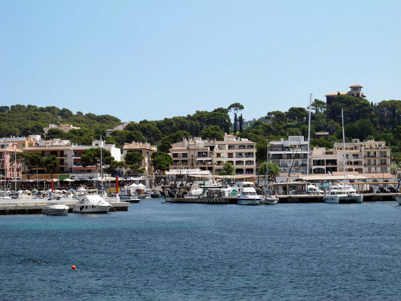 Wohnung in Cala Mesquida mit Offenem Kamin
