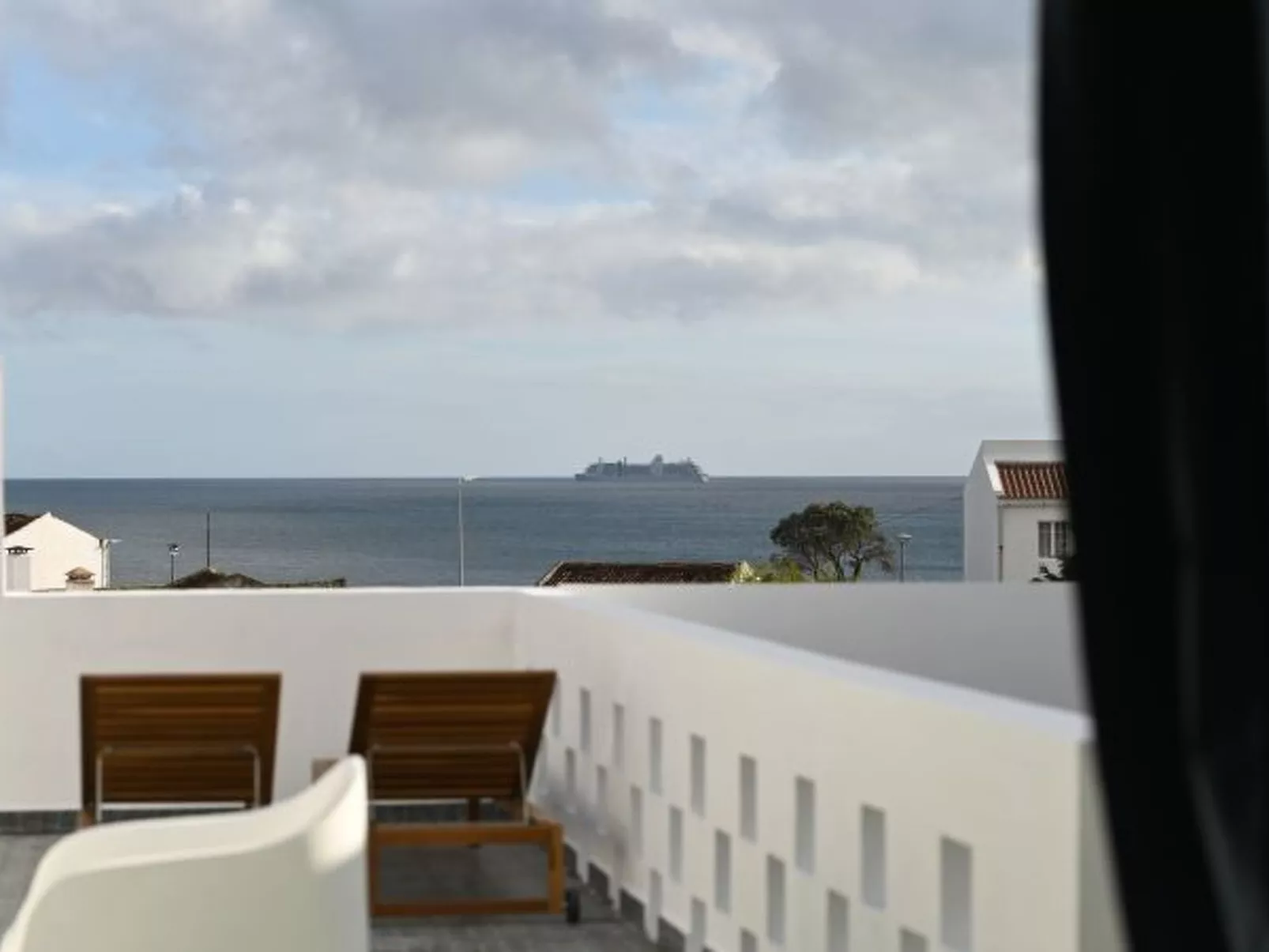 LAGOA SEA VIEW by VACATIONY