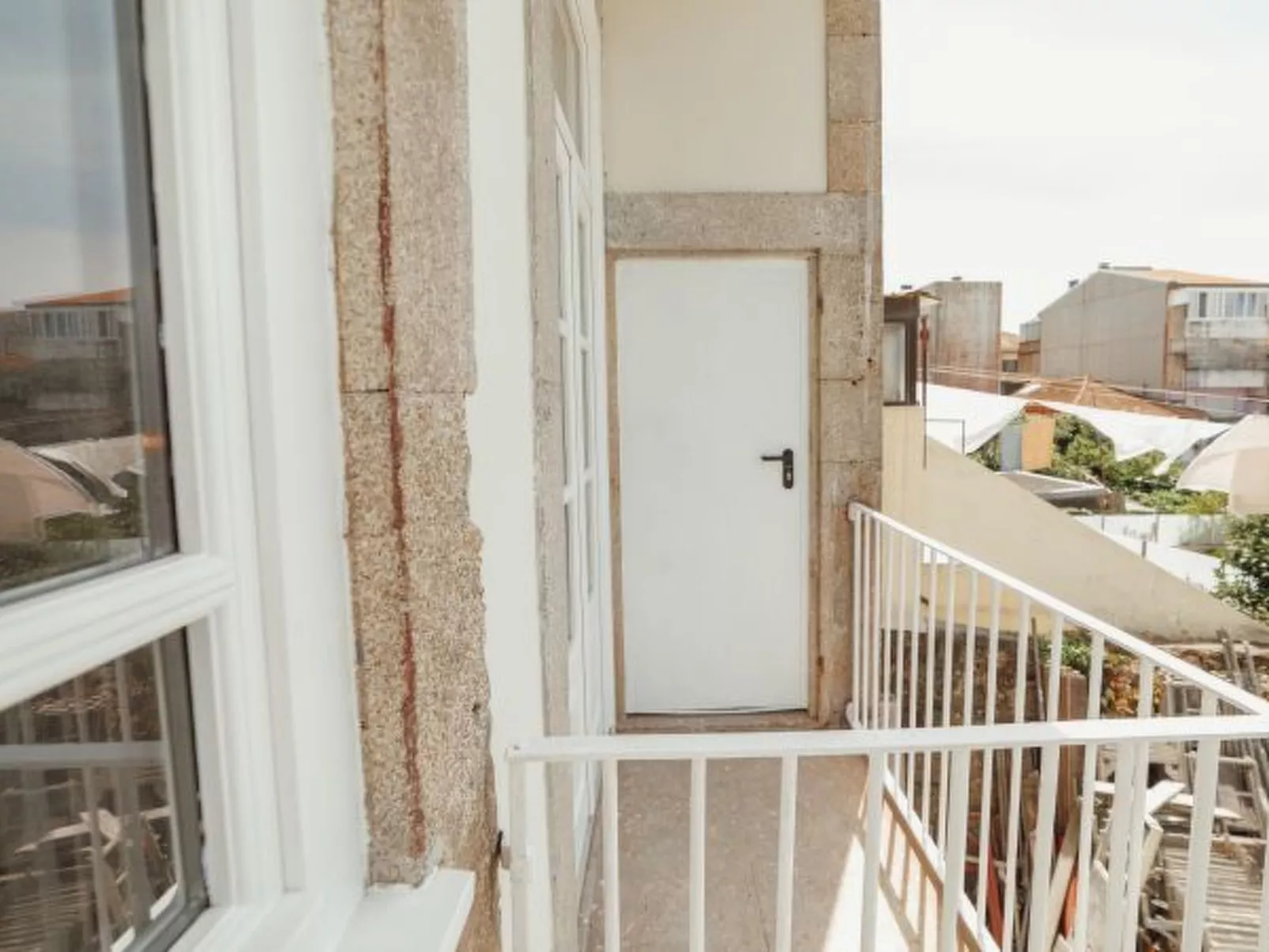 DOWNTOWN SUITE B by VACATIONY