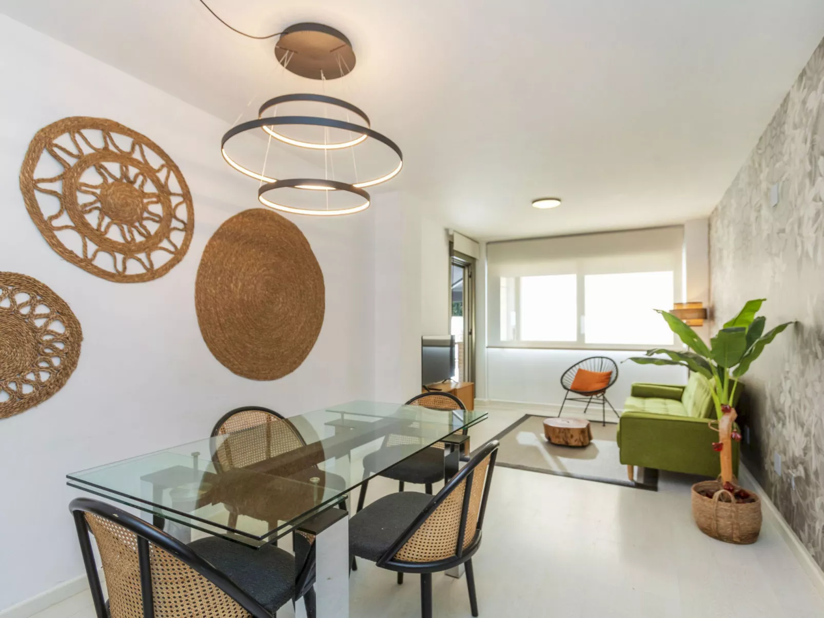 Nova Torredembarra - Binnen