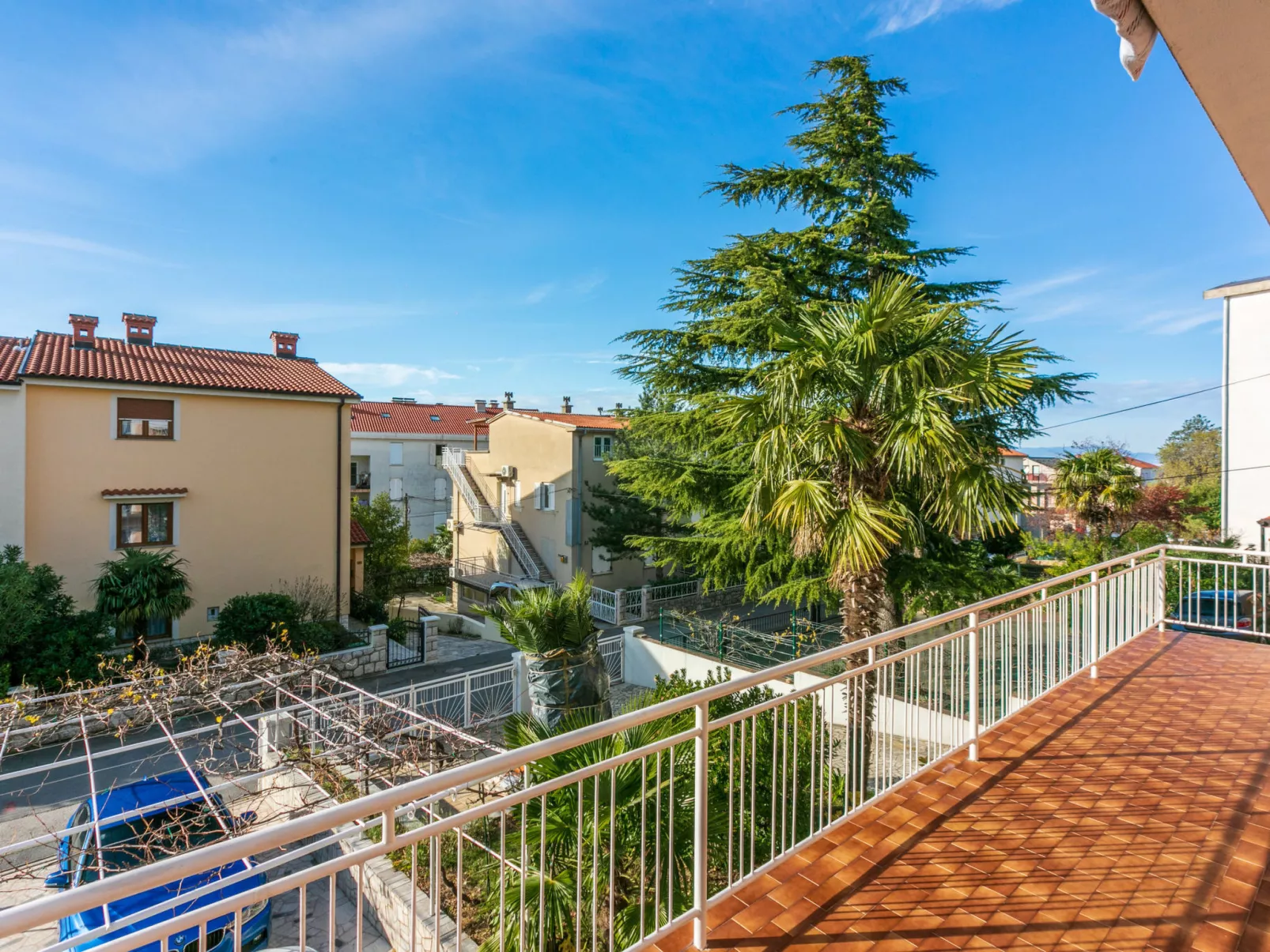 EVICA 1 / HR-04301-01