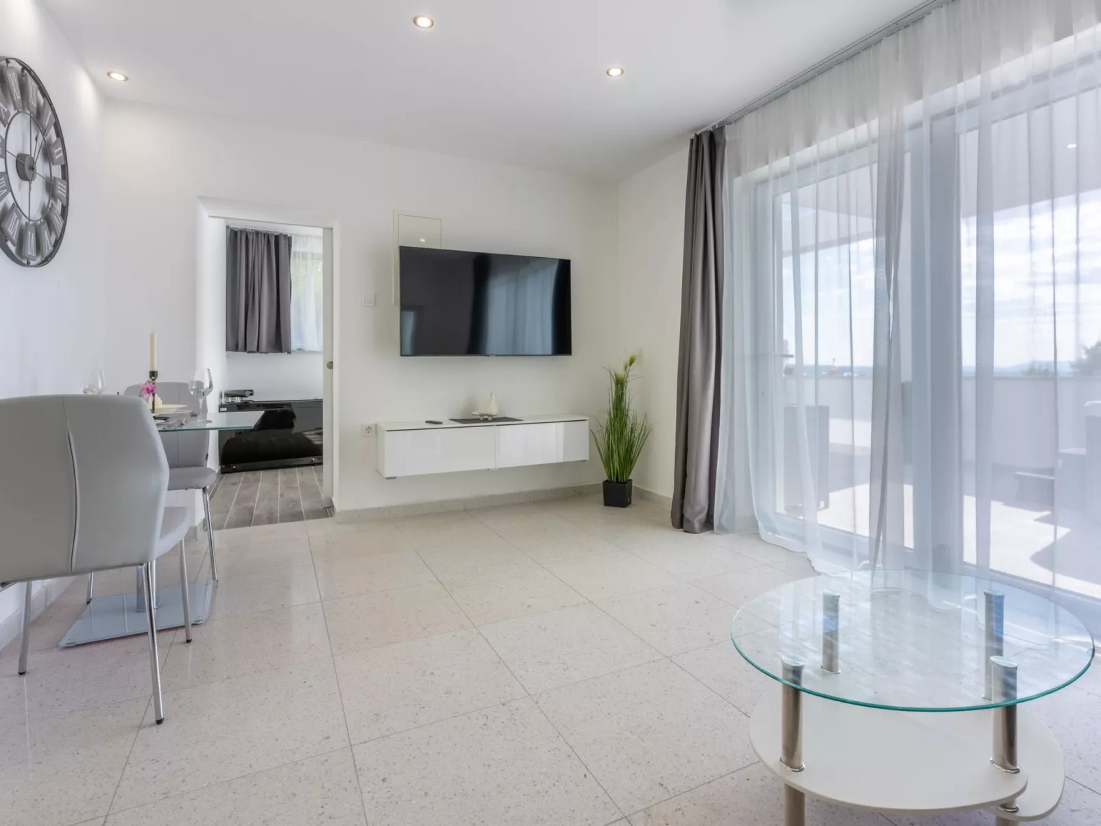 Linda kucica 2 / HR-10907-01