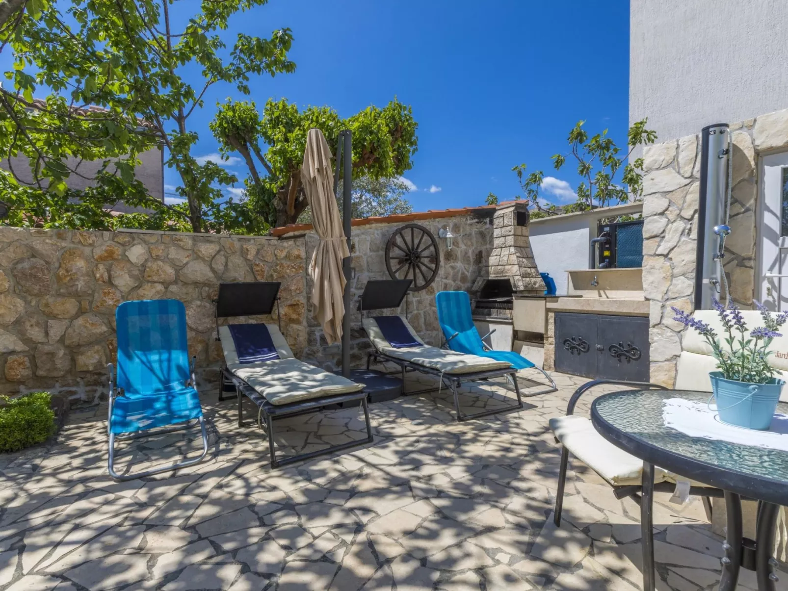 STIVIC 1 / HR-08046-02