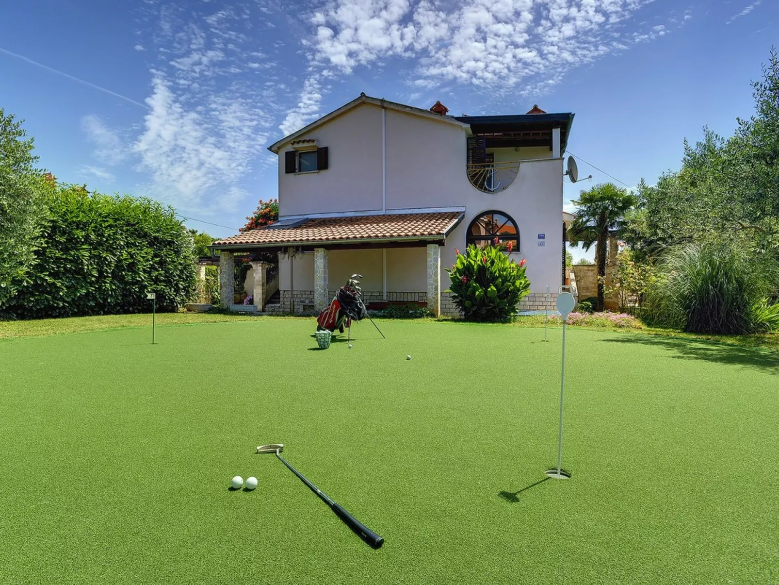 Golf House
