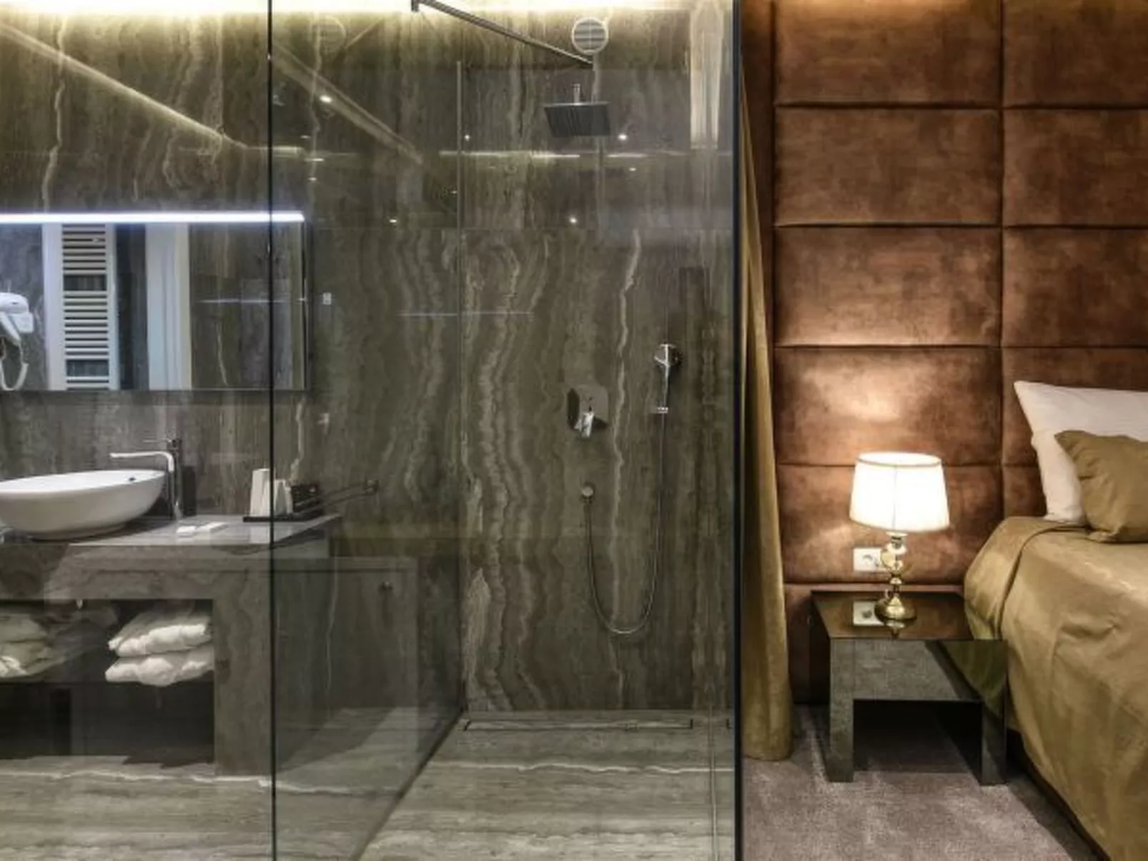 Rooftop heated pool Villa Jelena