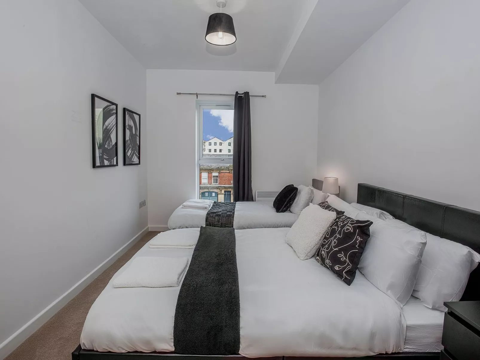 Brandneue, zentrale 2-Zimmer-Wohnung für 6 Gäste