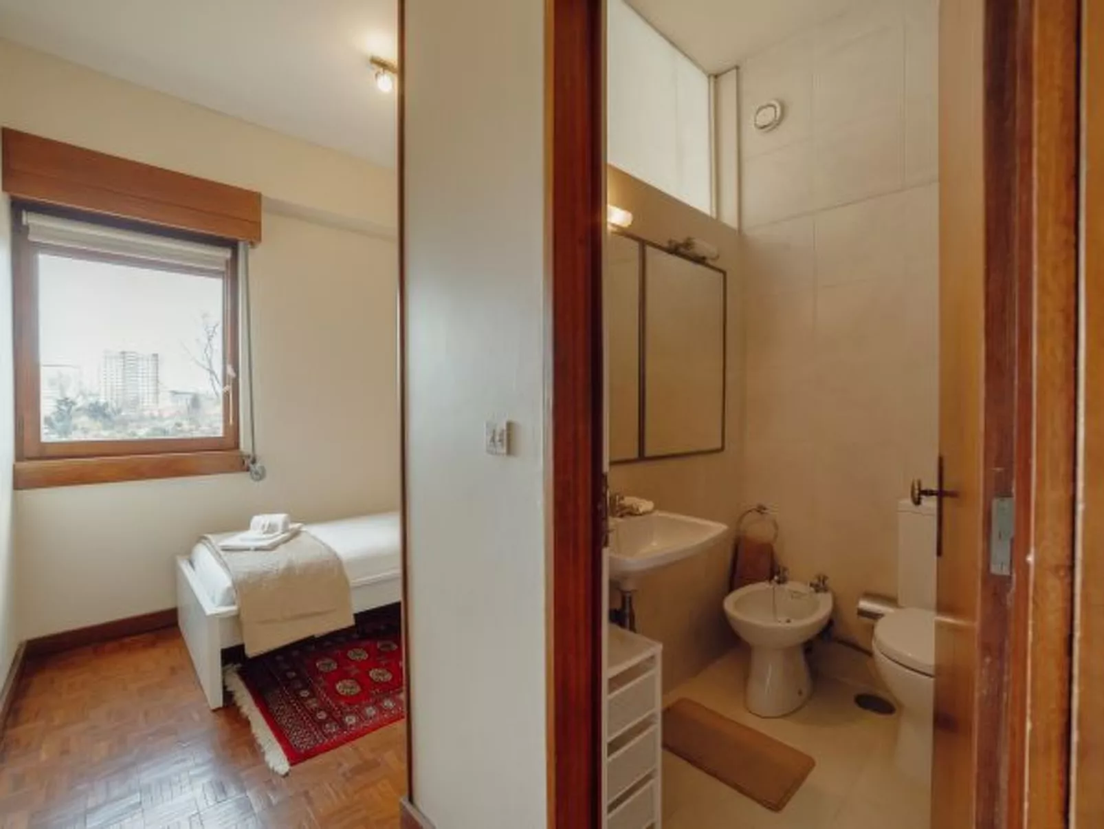 GRAND BOTANIC GARDEN APARTMENT by VACATIONY