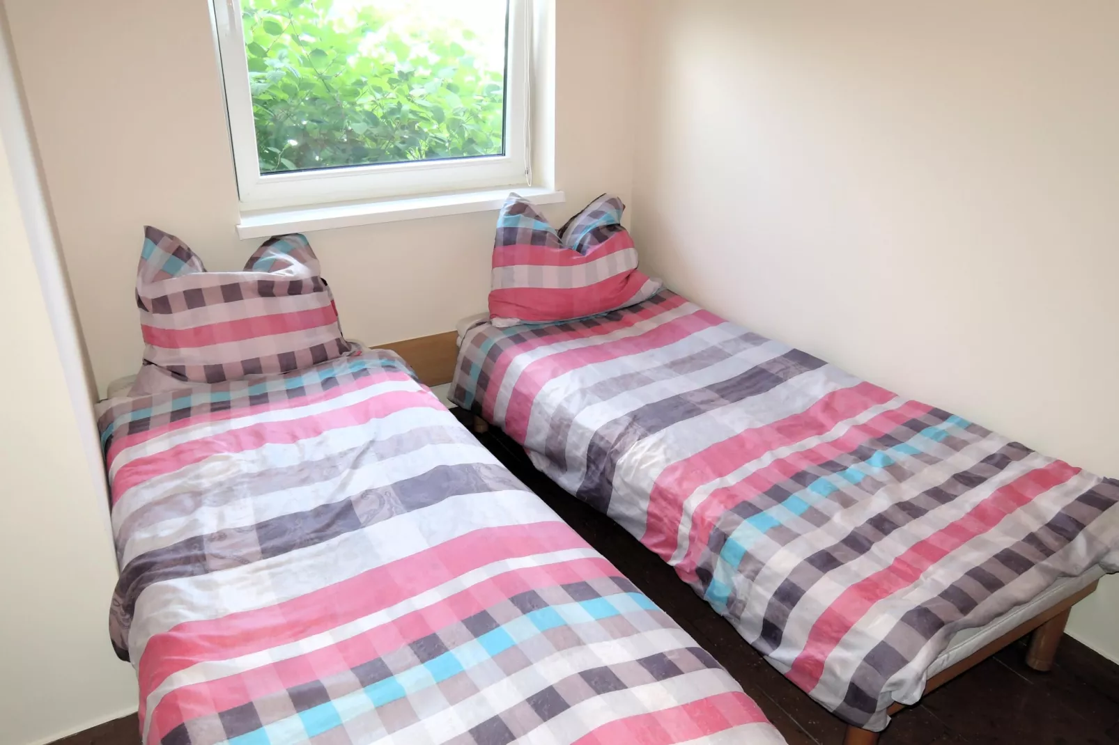 Holiday complex in Jezierzyce by Szczecin at the lake 30 qm for 4 persons Typ C Zolty - Slaapkamer