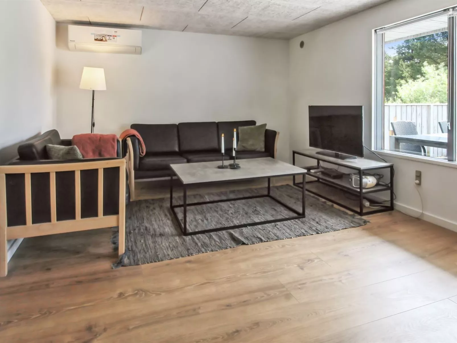 "Kabbi" - 2.6km from the sea - Binnen