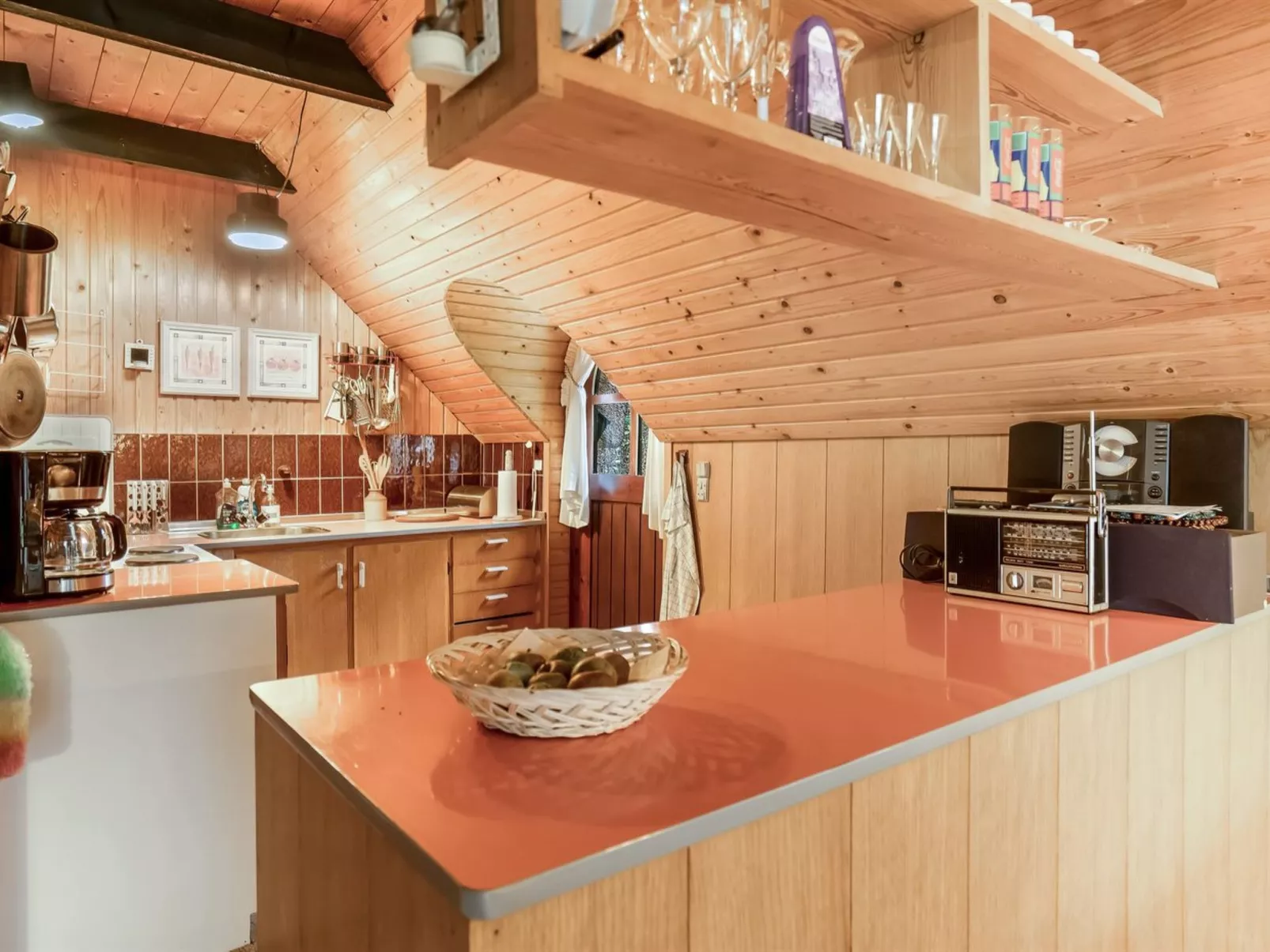 "Adina" -  from the sea - Binnen