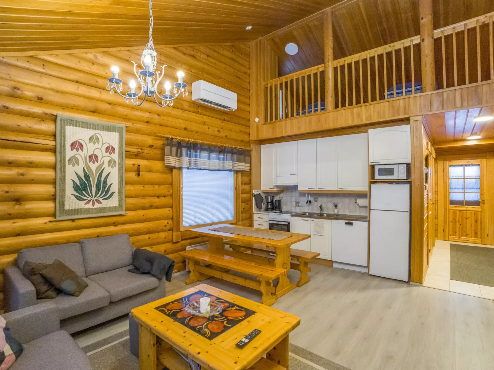 Kaukonraitti 4 c 2 - Binnen