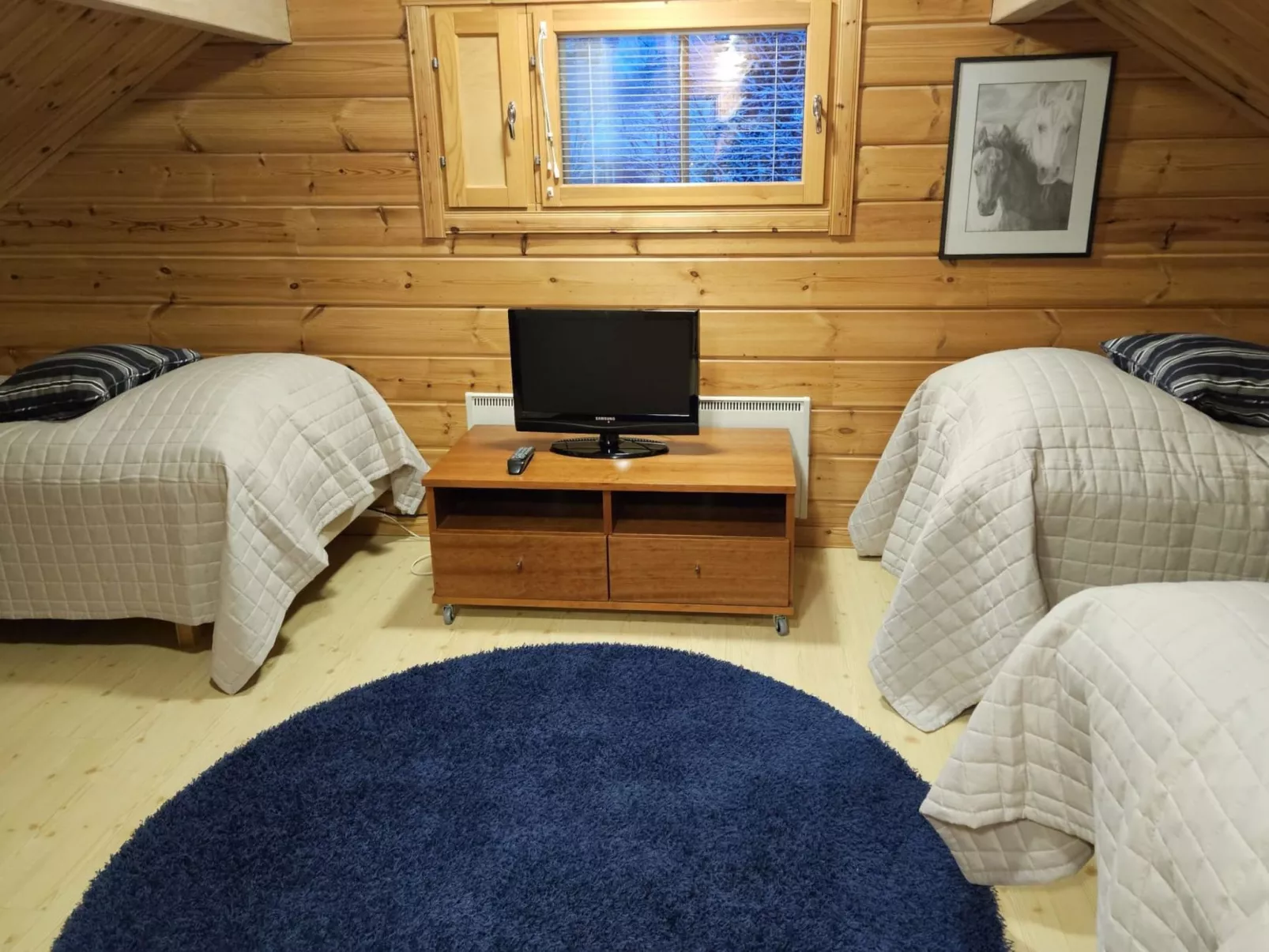 Annabella b - Binnen