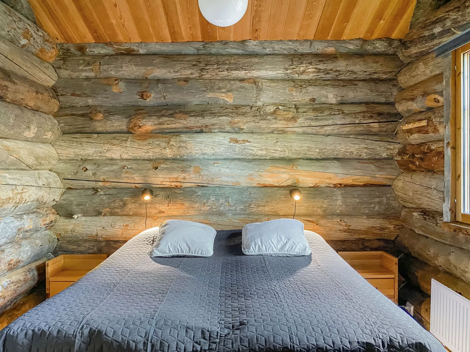 Kuusi-ruka 6 - Binnen