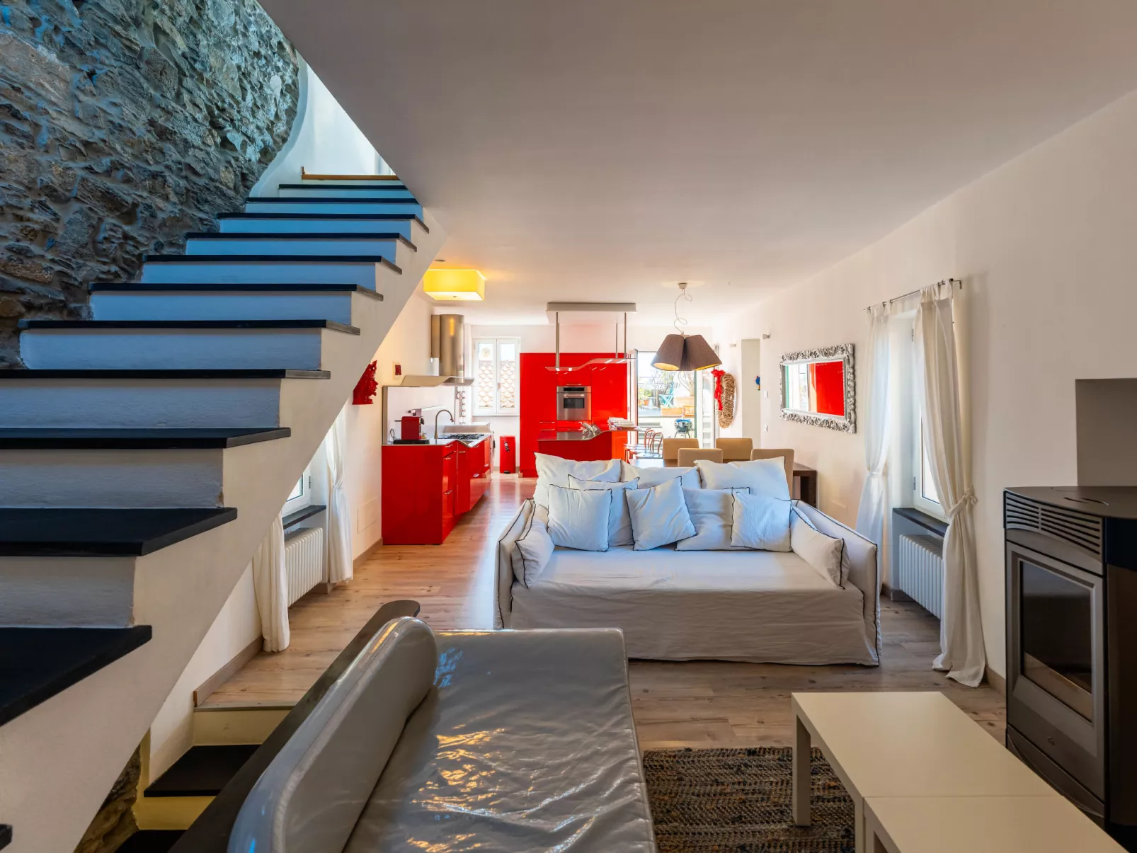 Terrazza con glicine - Binnen