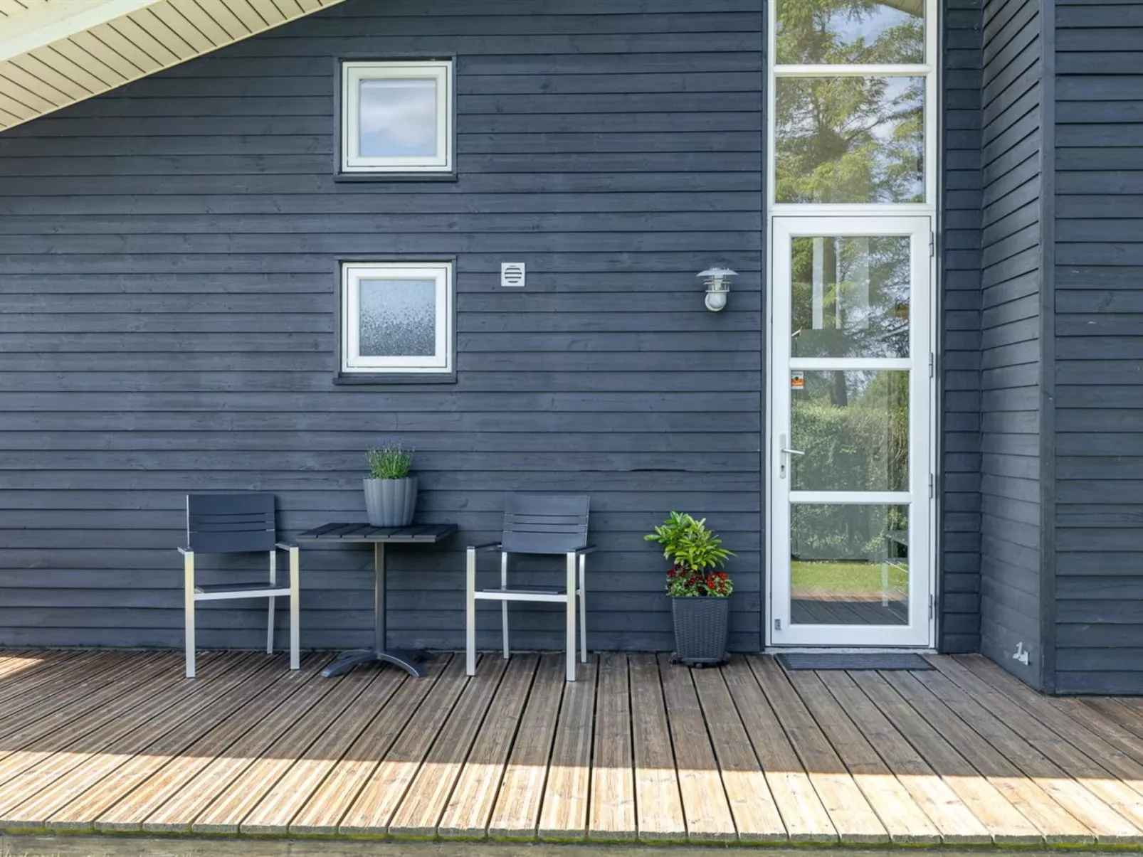 "Mildred" - 400m from the sea - Buiten