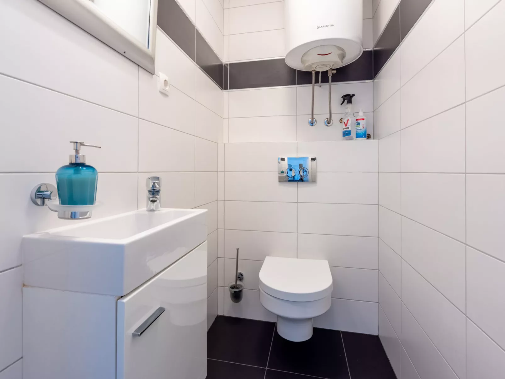 Valmor / HR-10669-01 - Image-tags.info