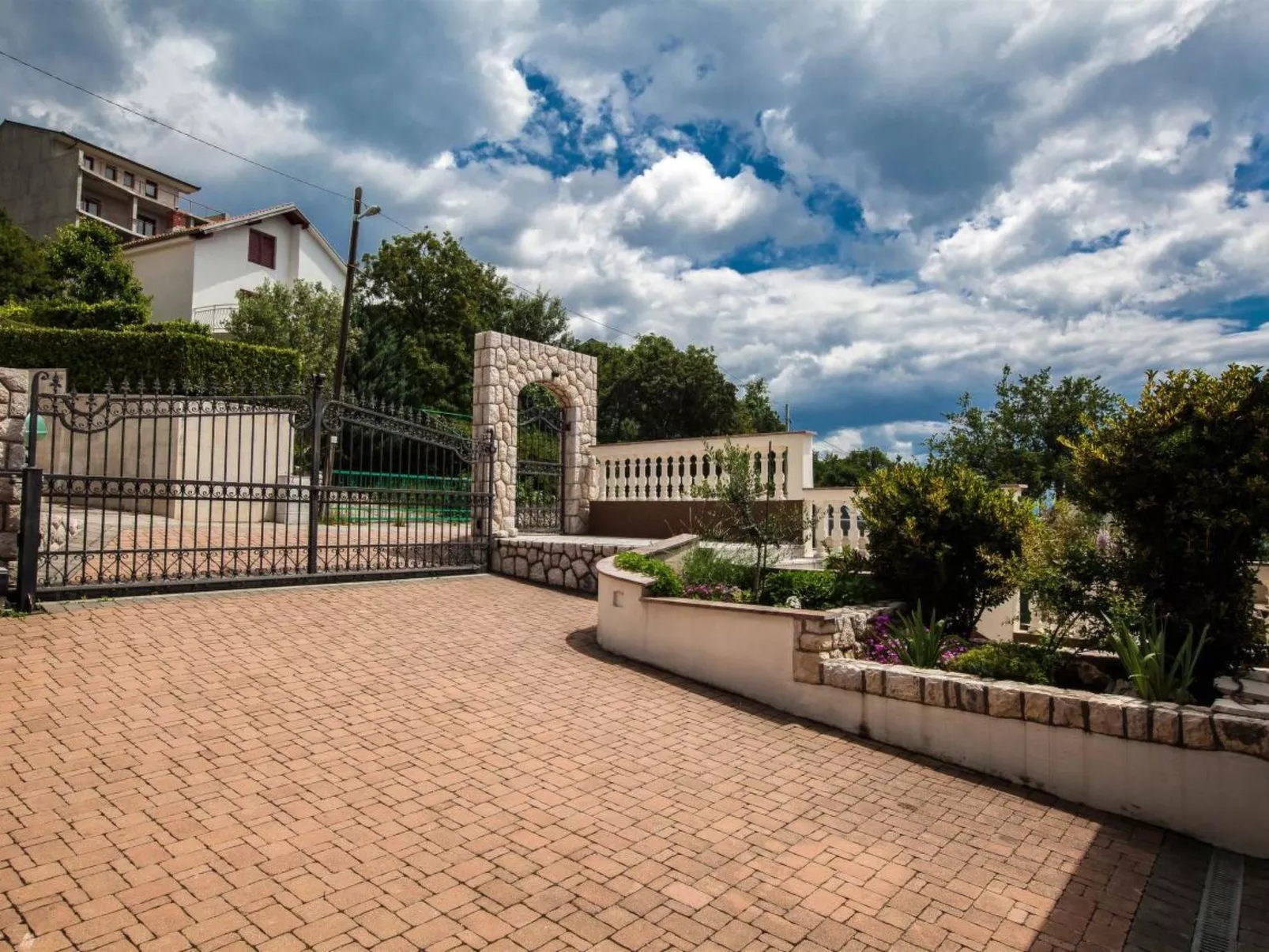 MARKO  / HR-04294-01 - Image-tags.info