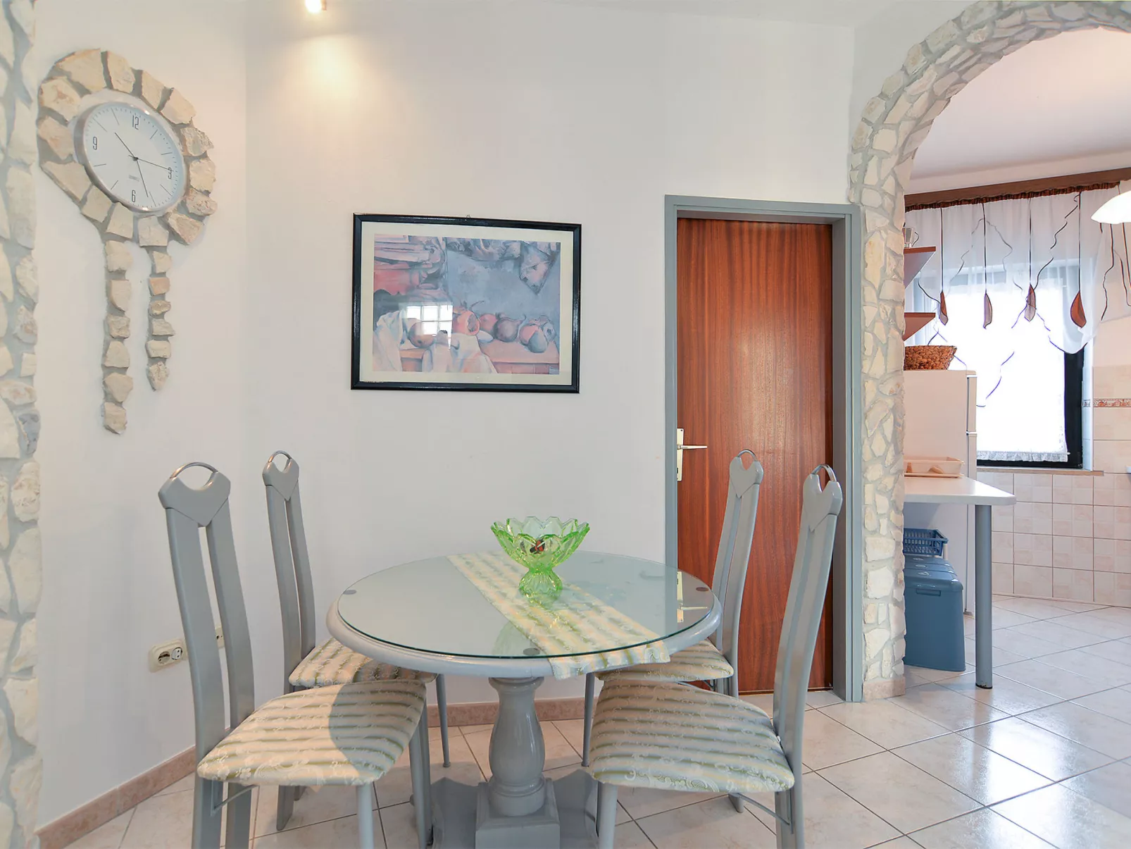 Apartment 1279 - Image-tags.info