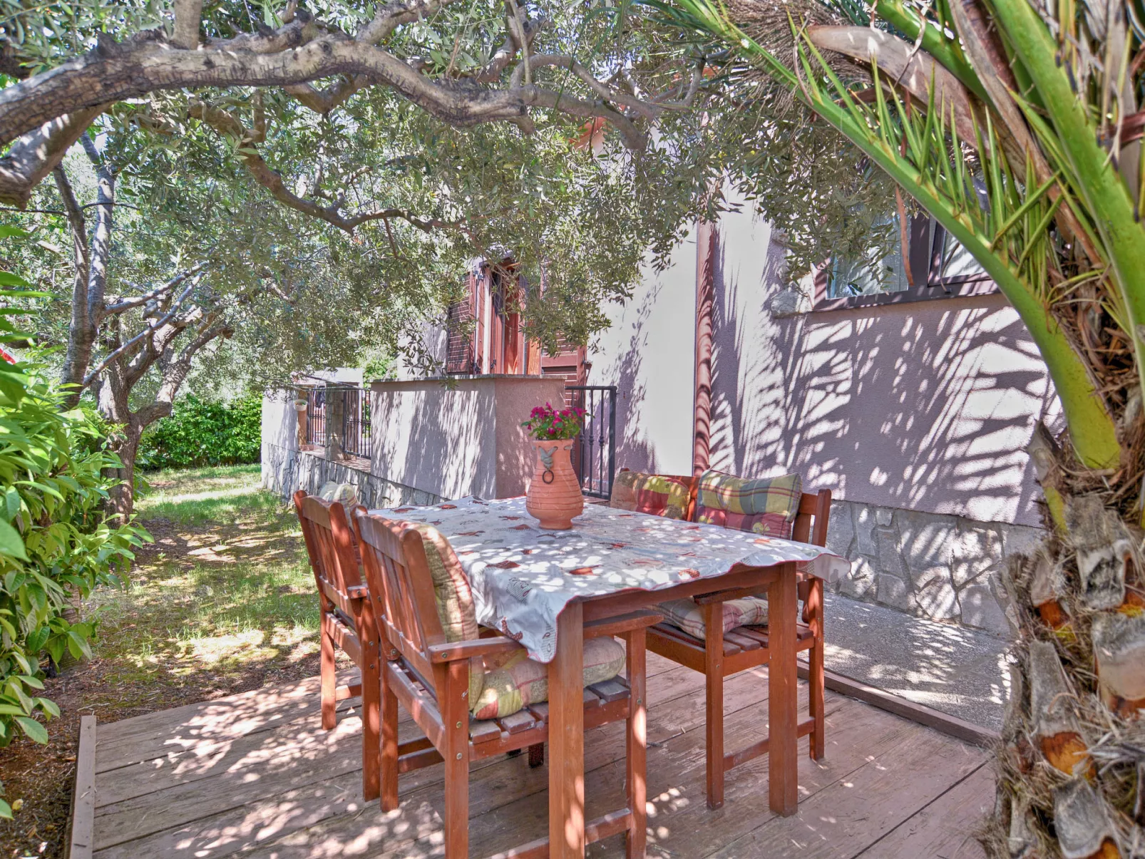 Apartment 1642 - Image-tags.info