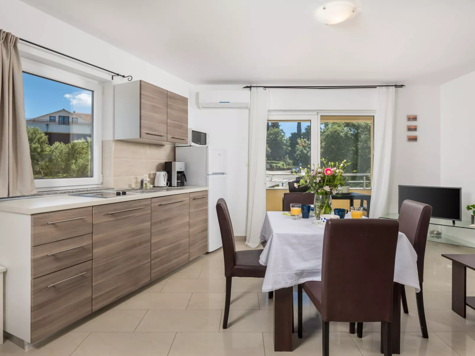 Apartment Mario - 2 - Image-tags.info