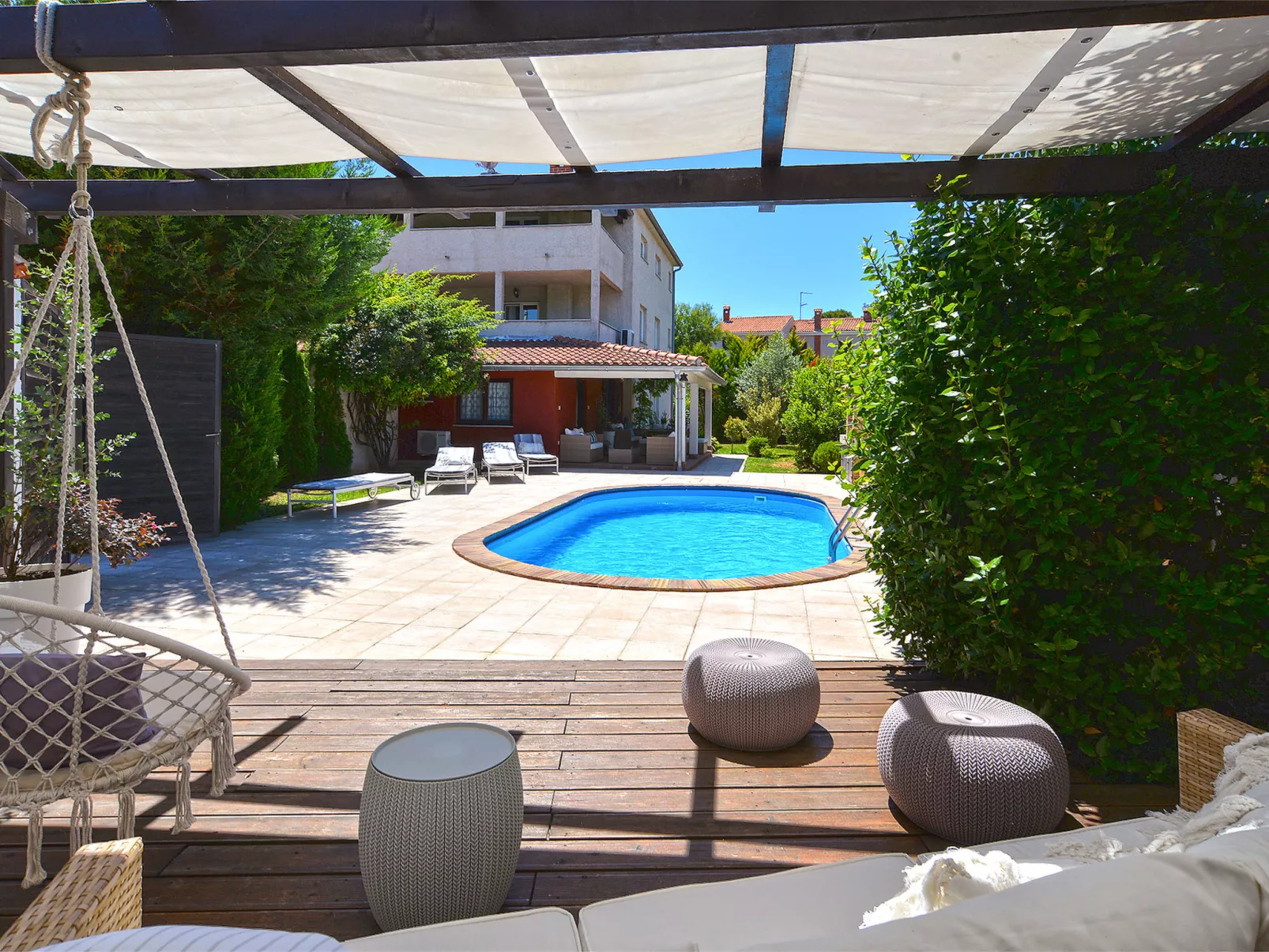 House 2102 - Image-tags.info