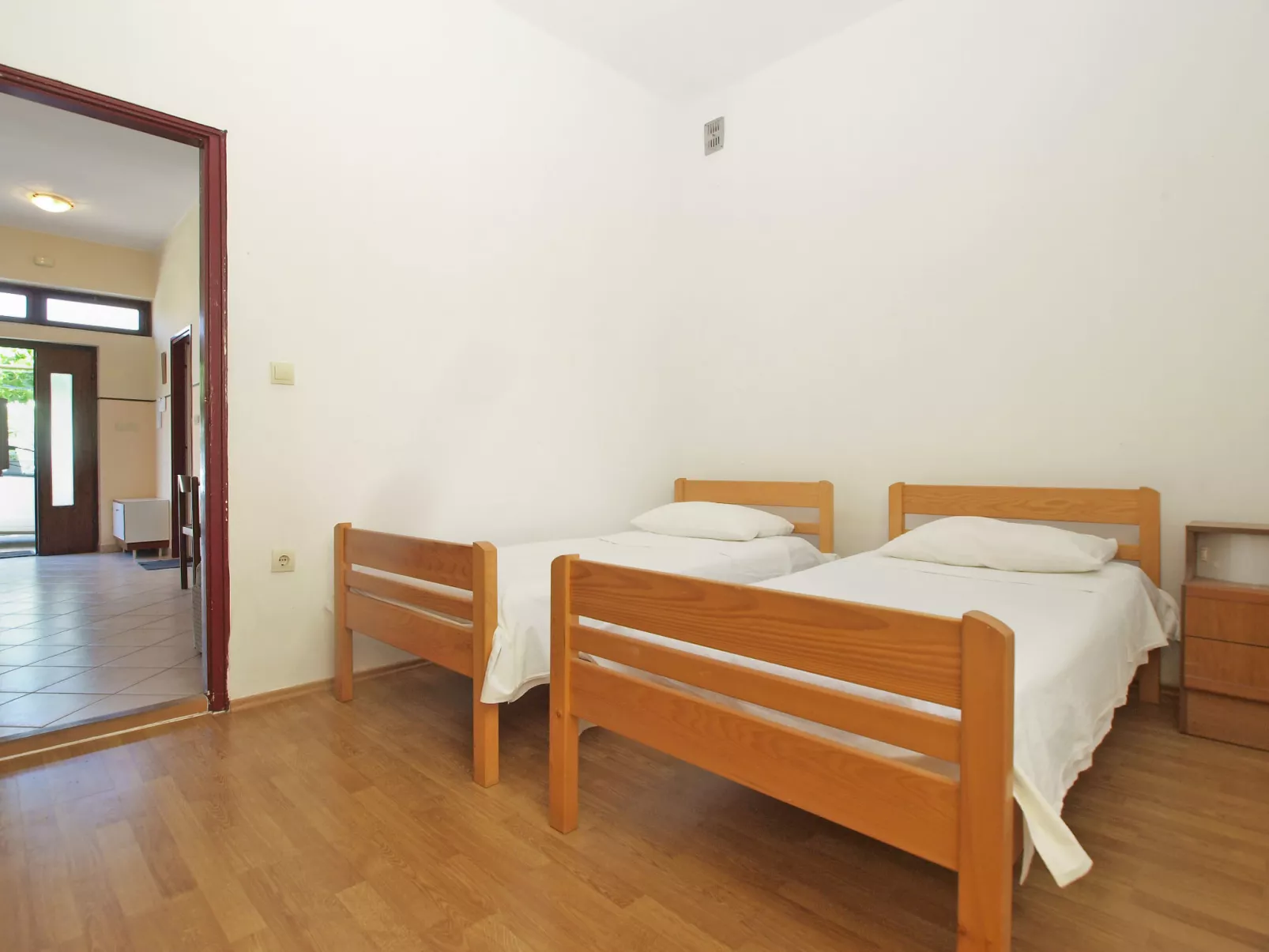 Apartment 695 - Image-tags.info