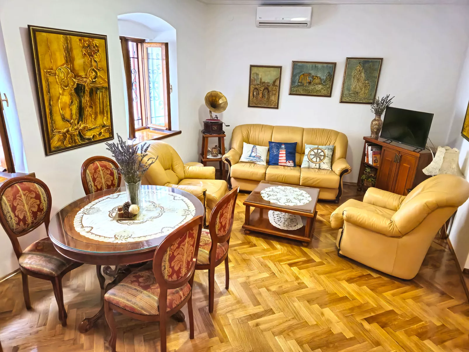 House 1672 - Image-tags.info