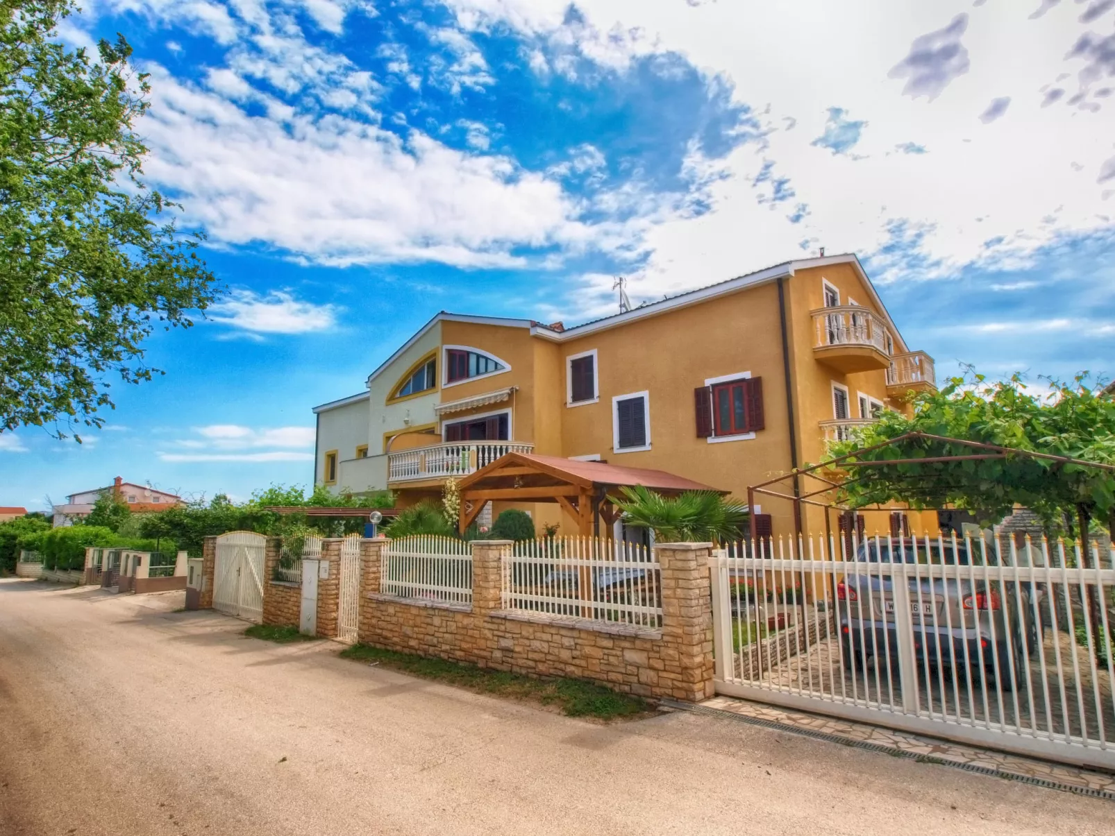 Apartment 1160 - Image-tags.info