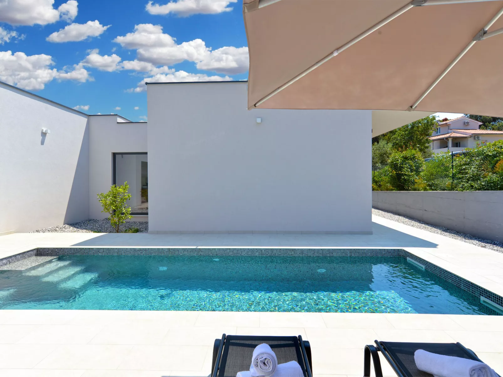 House 2194 - Image-tags.info