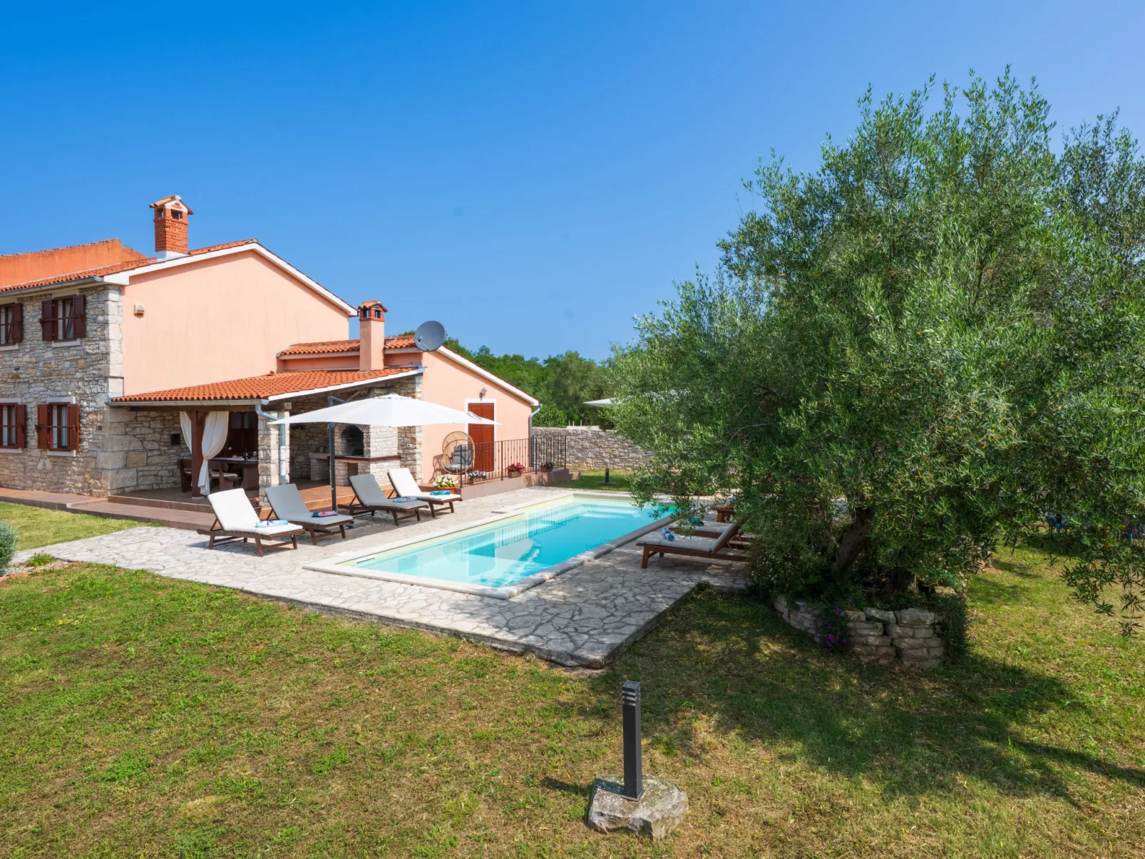 House 1993 - Image-tags.info