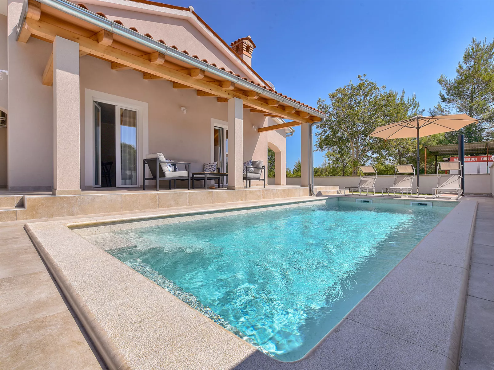 Villa 2405 - Image-tags.info