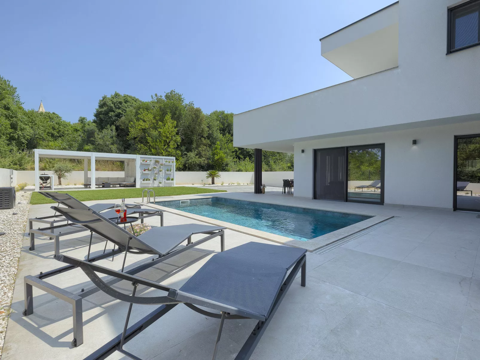 Villa Laura - Buiten