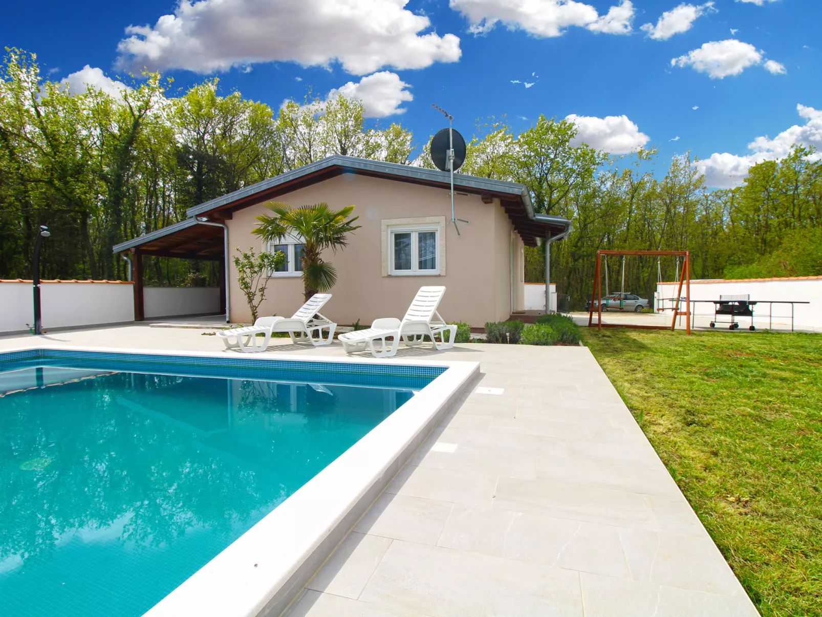 House 2233 - Image-tags.info